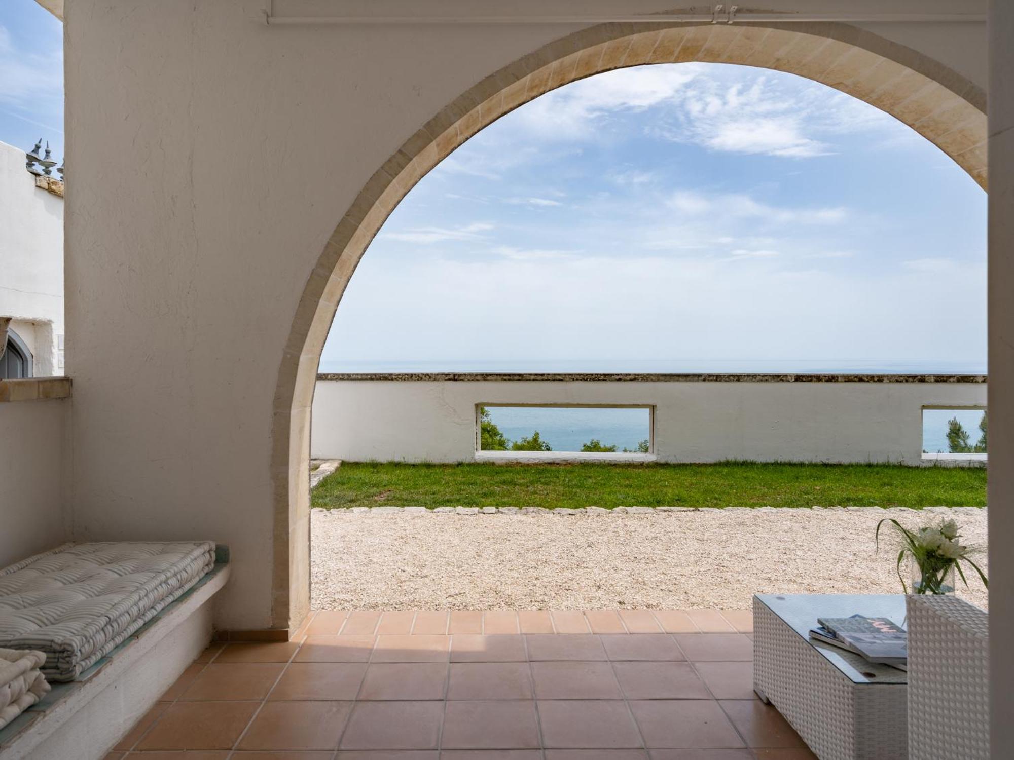 Deluxe Double Room with Sea View photo 2