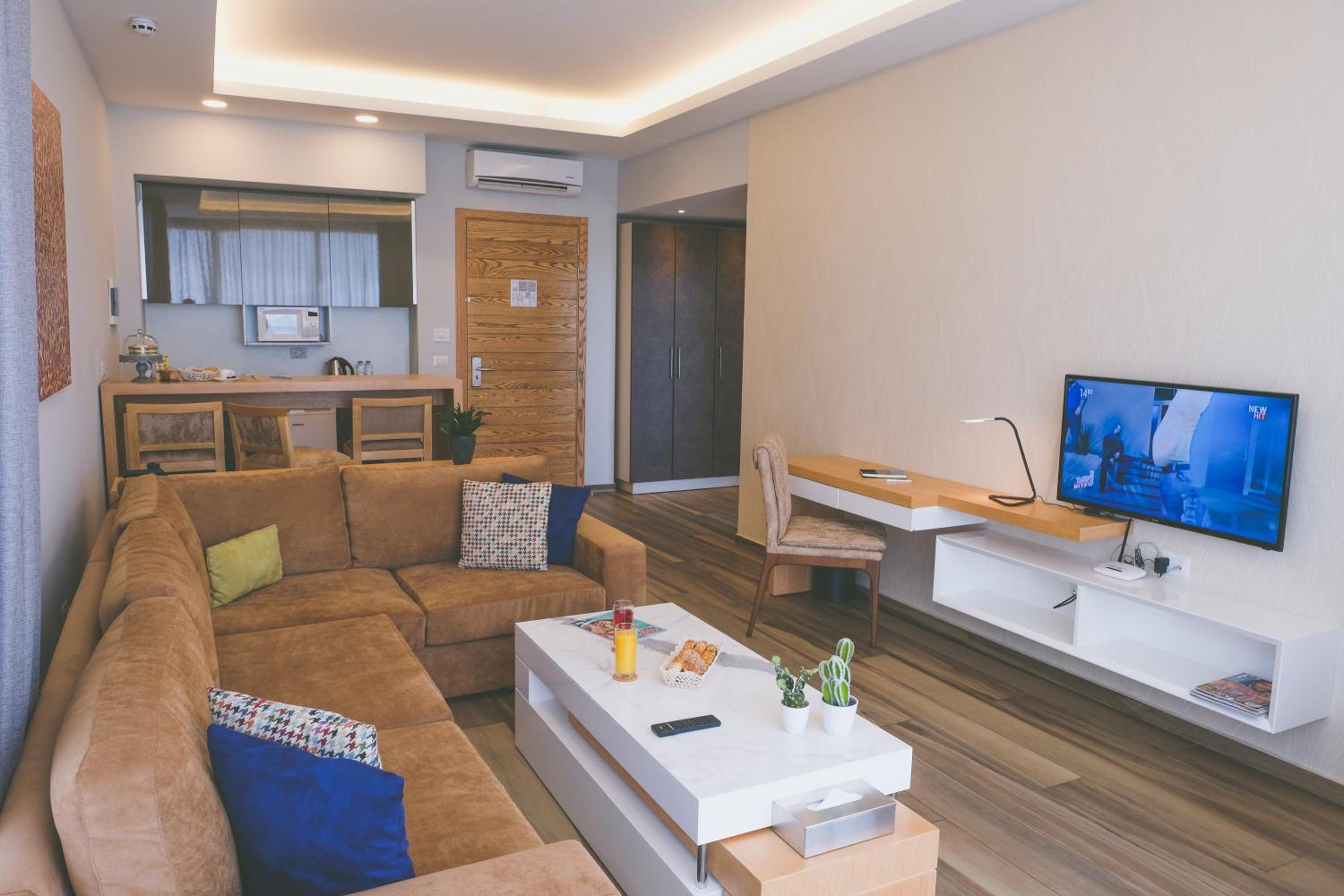 Superior Apartment photo 2