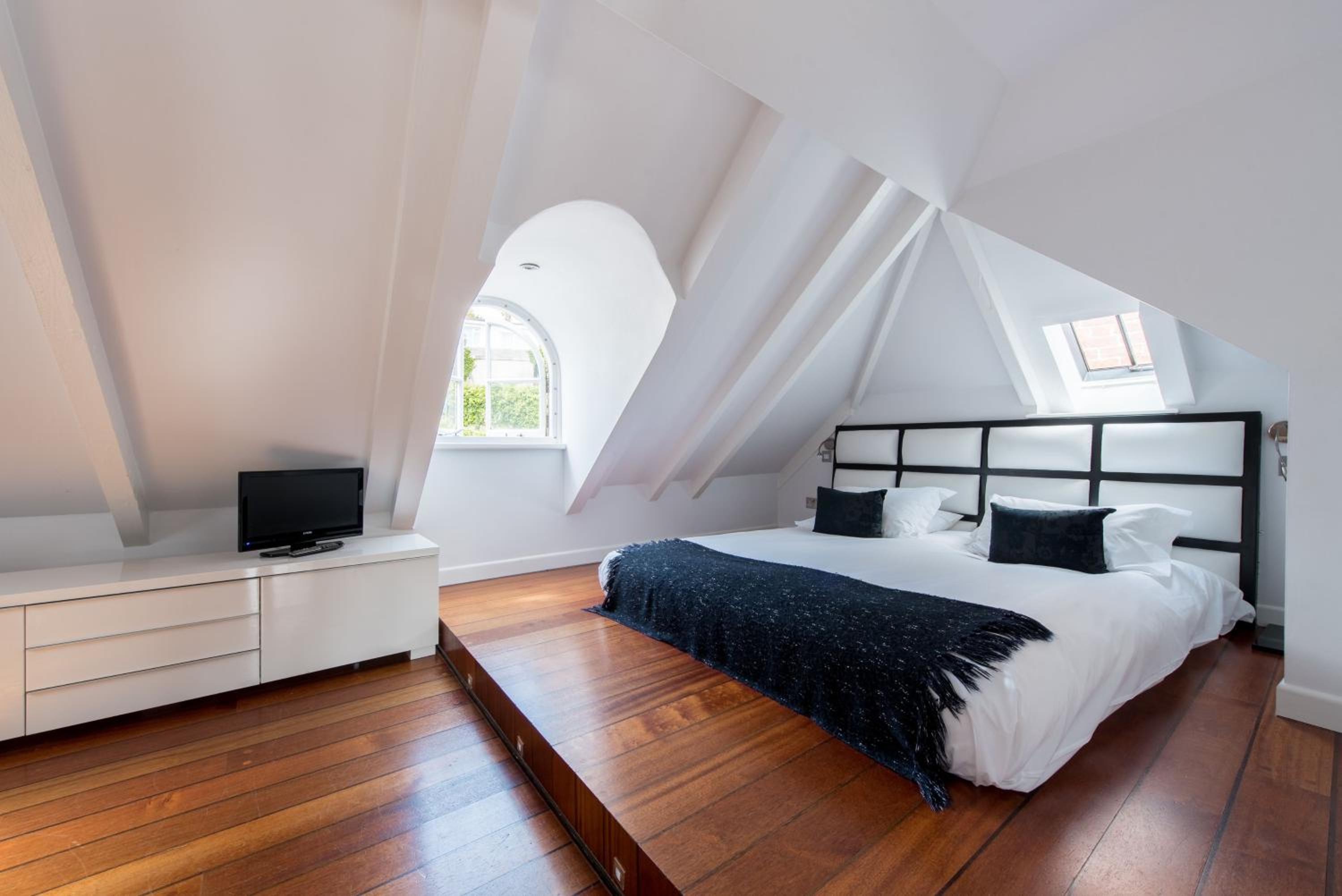 Loft Suite - River View