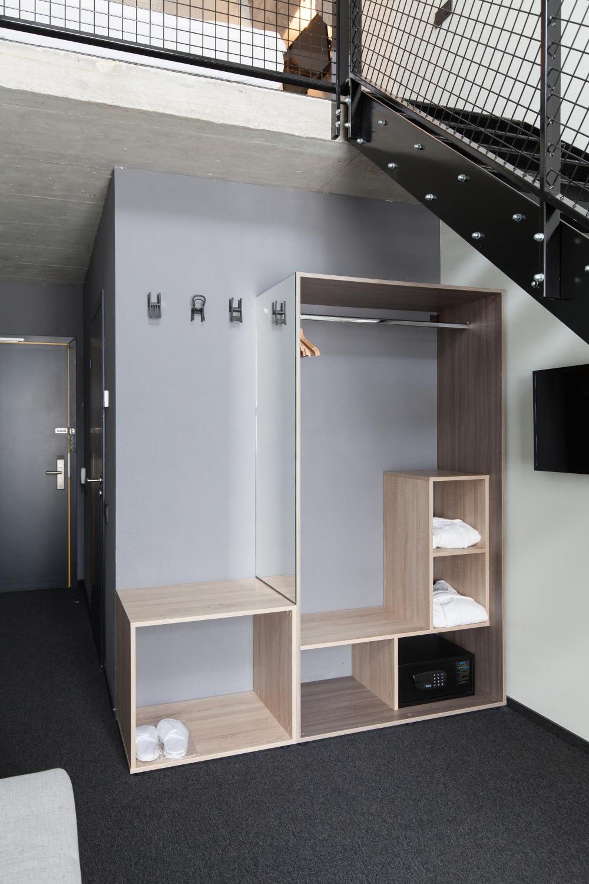 Double Room with Sofa - Loft - Photo 9