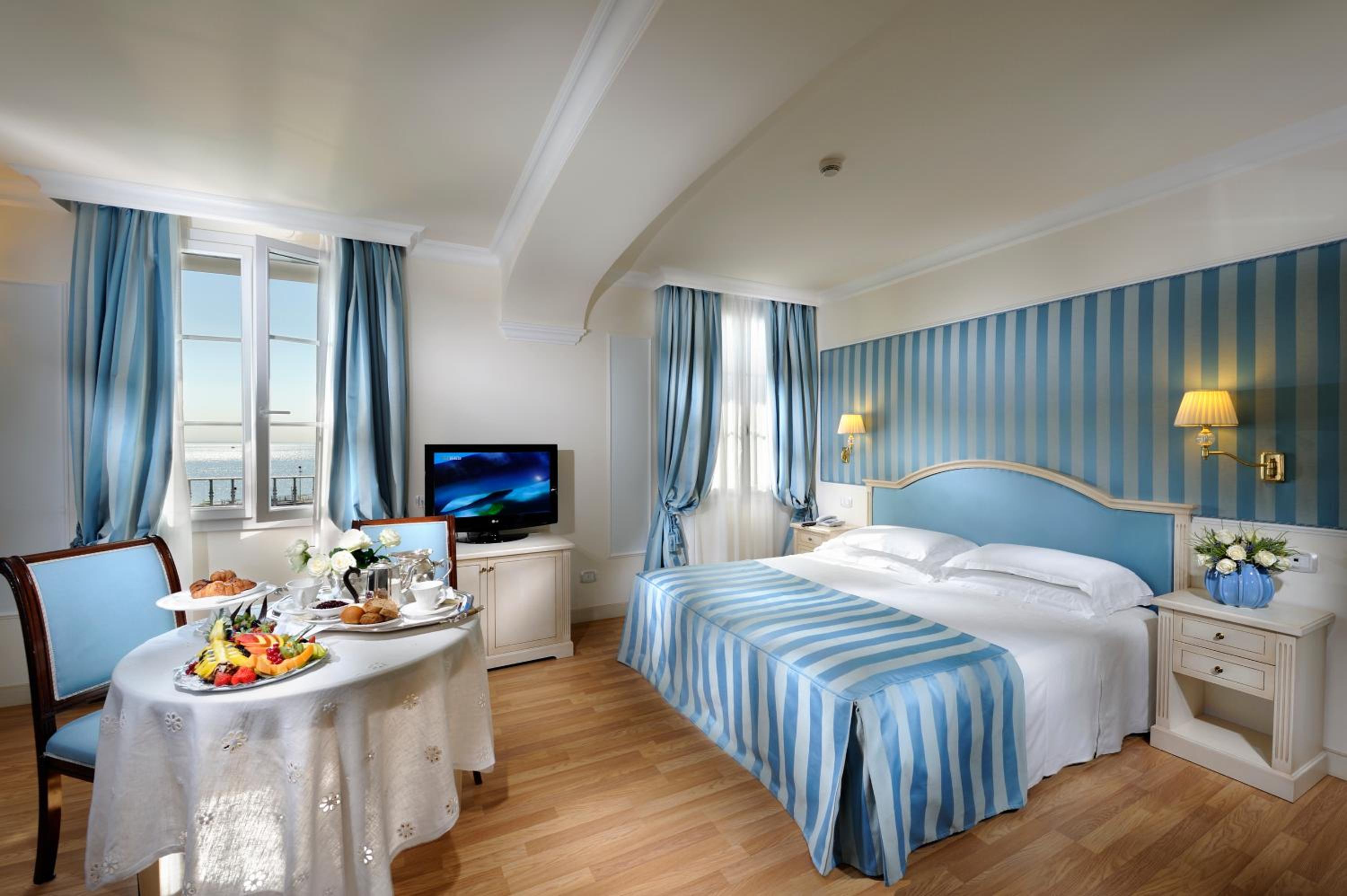Suite photo 1