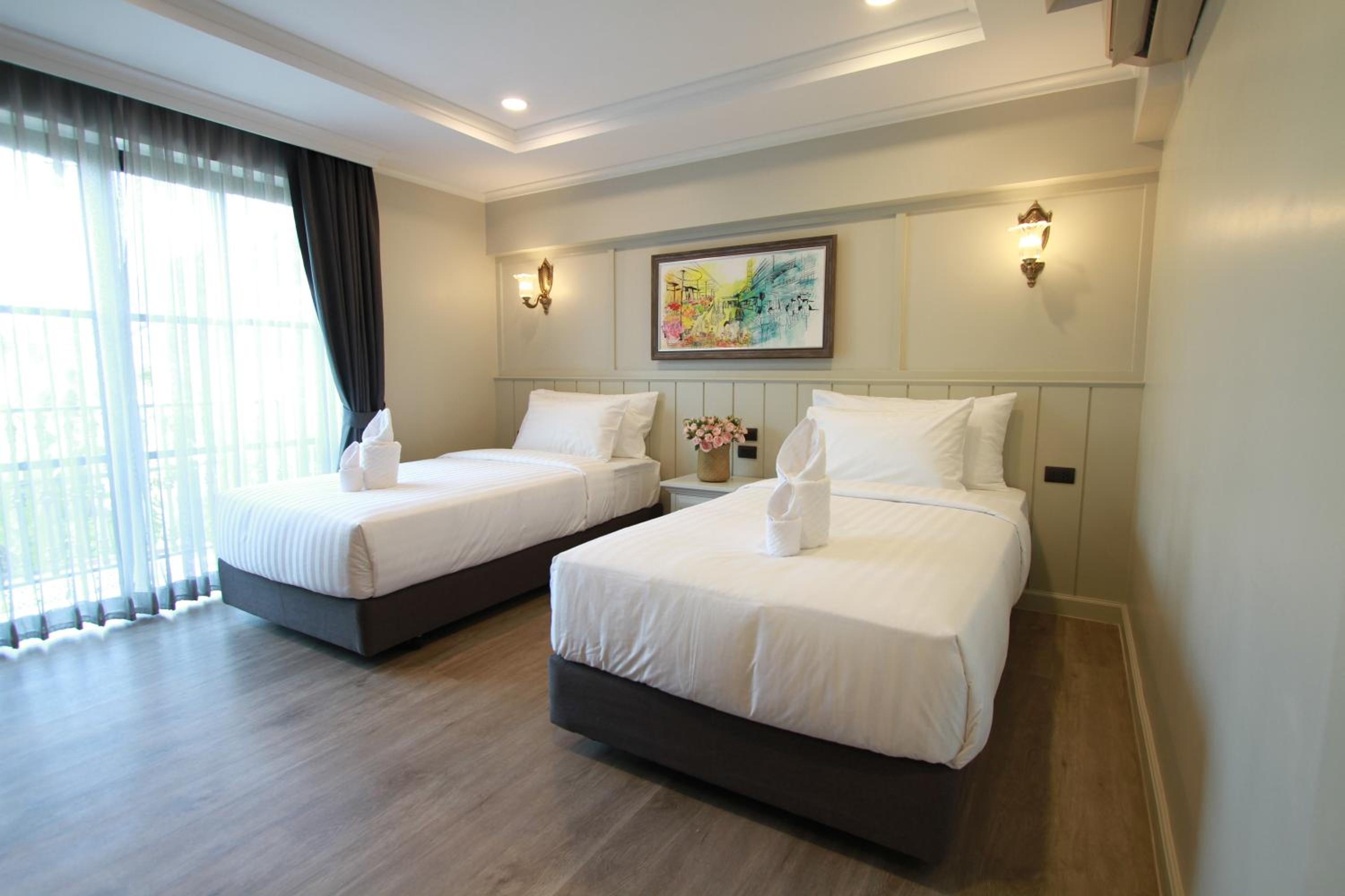 Twin Room - Photo 1