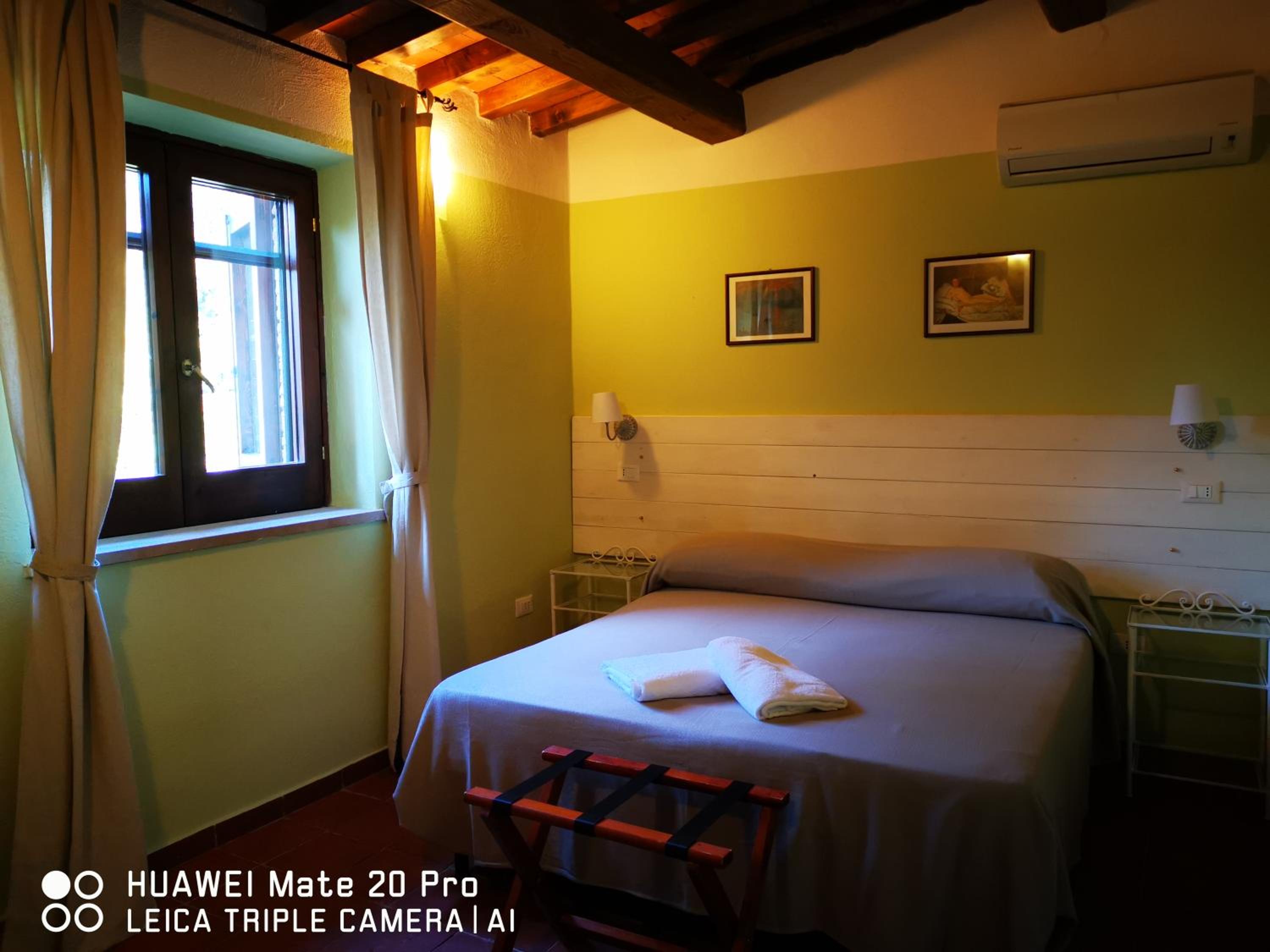 Small Double Room photo 2