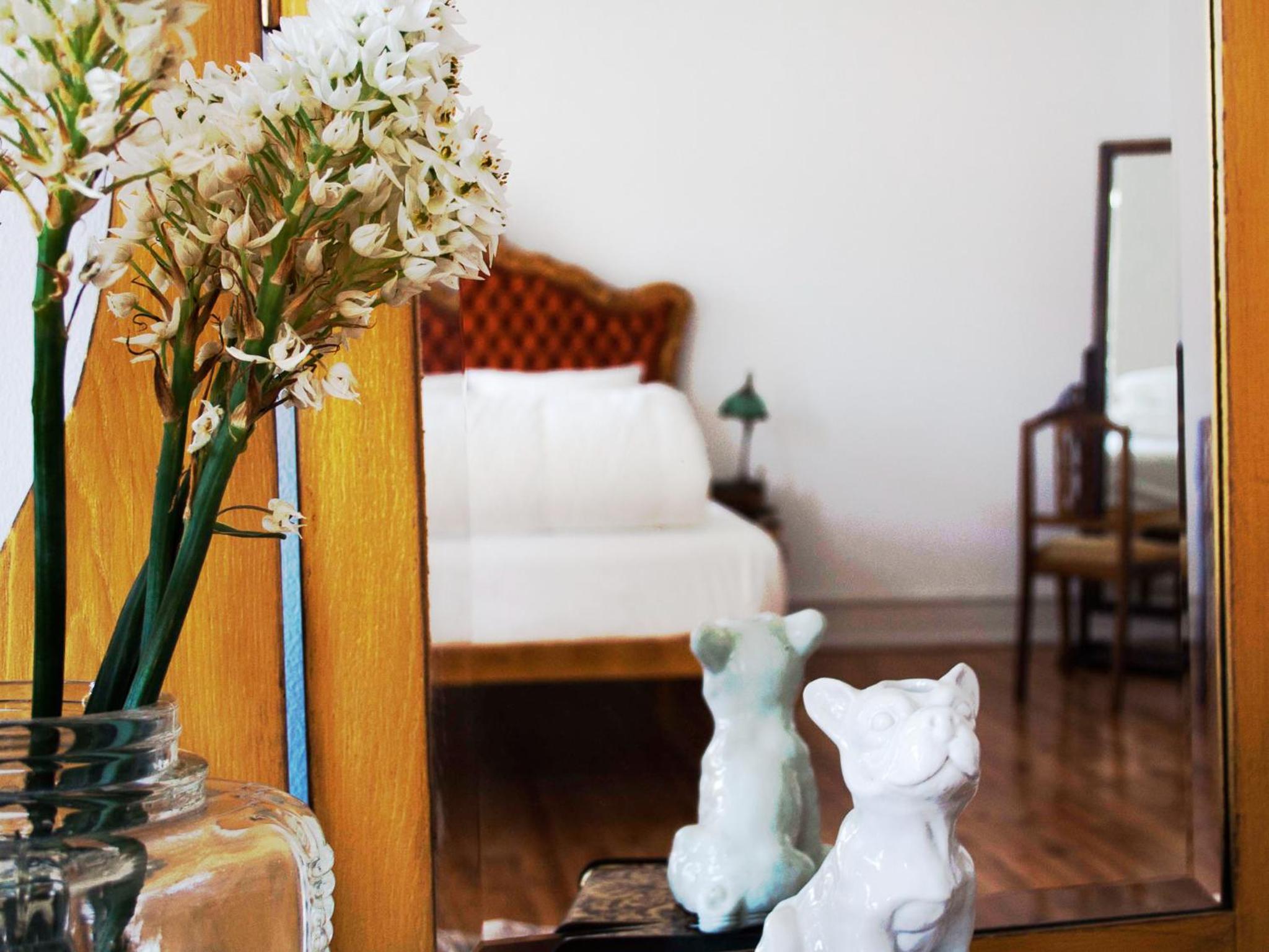 Double Room with Shared Bathroom and City View photo 3