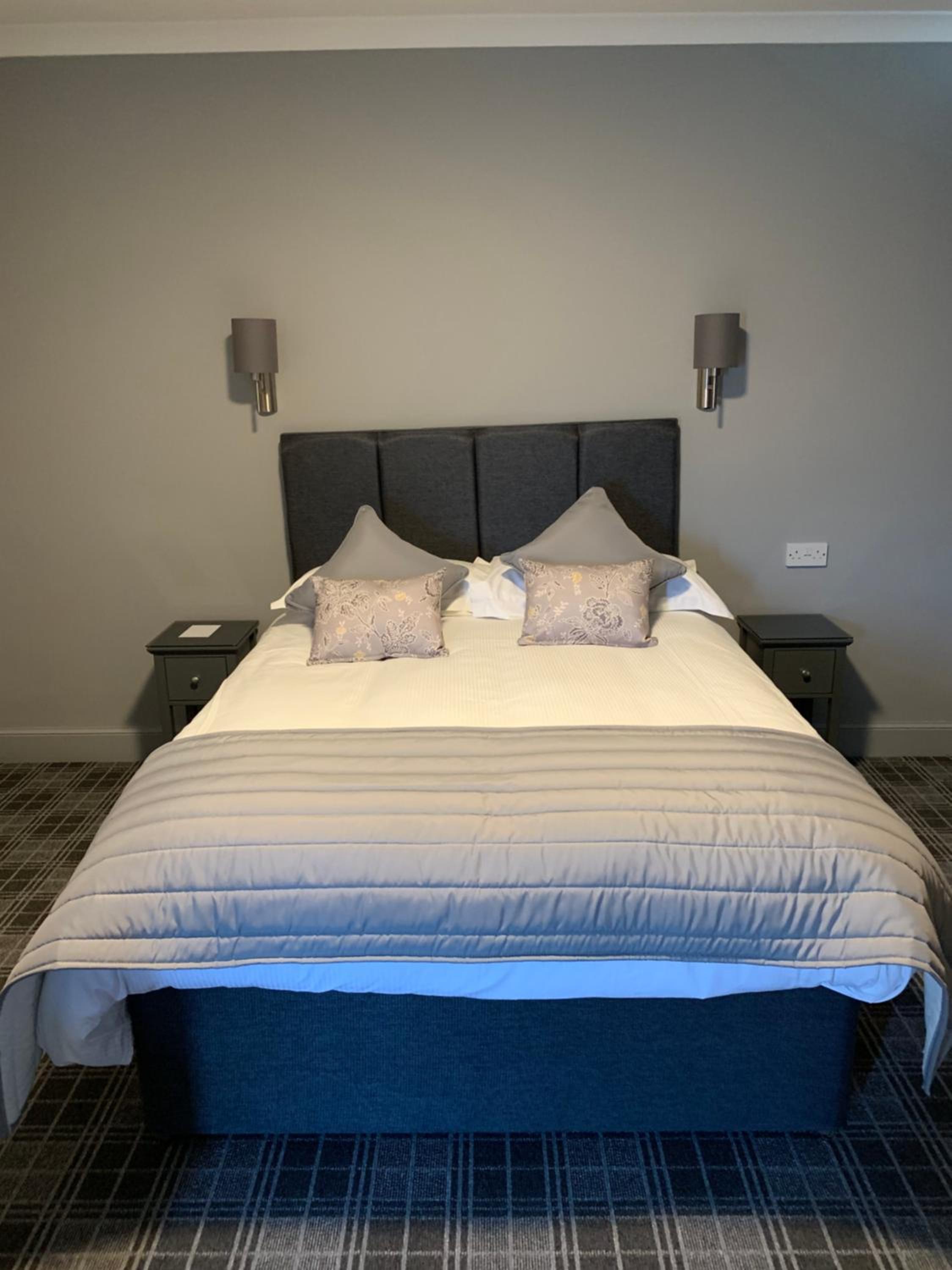 Double Room - Photo 6