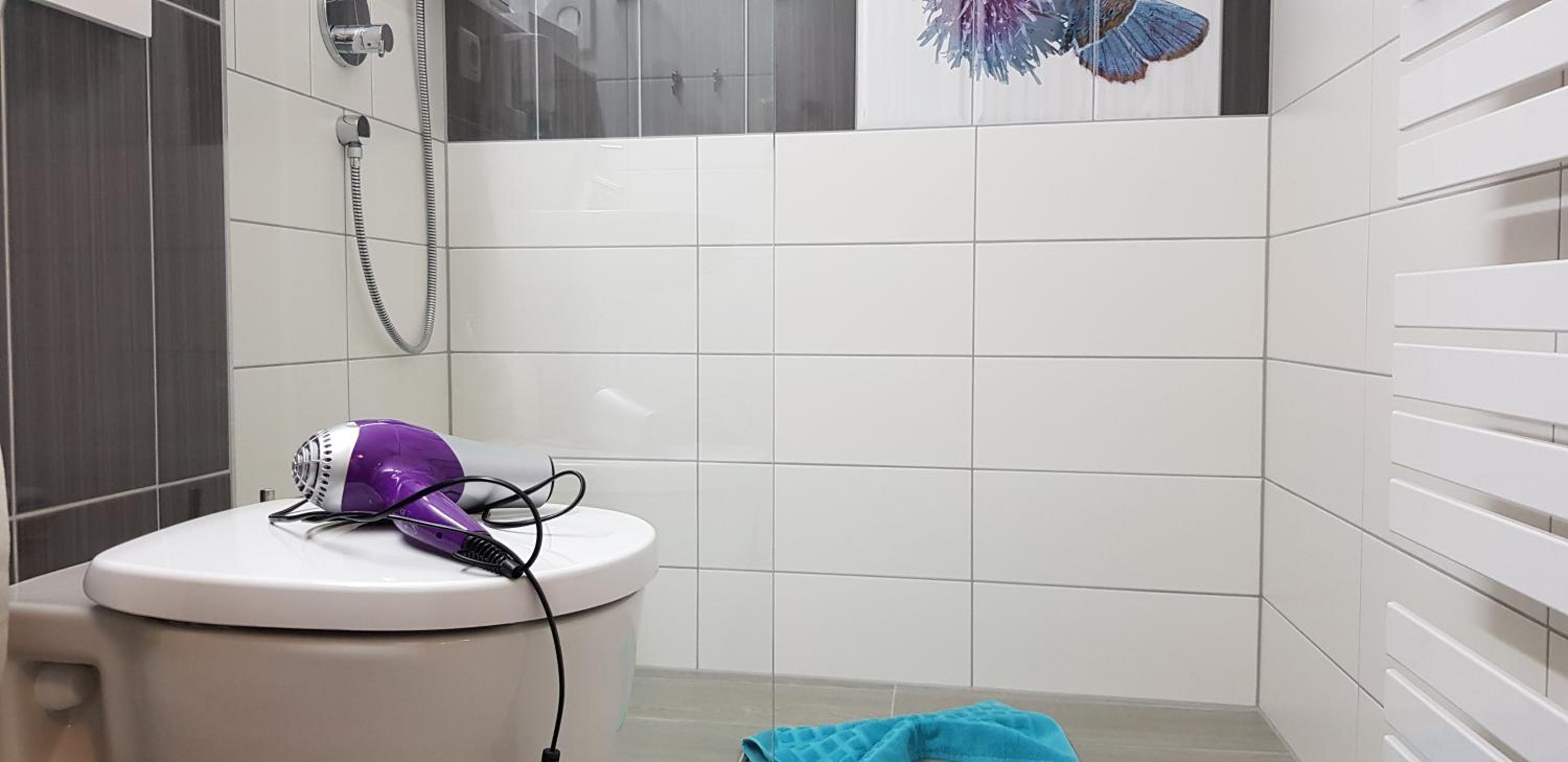 Double Room - Photo 8