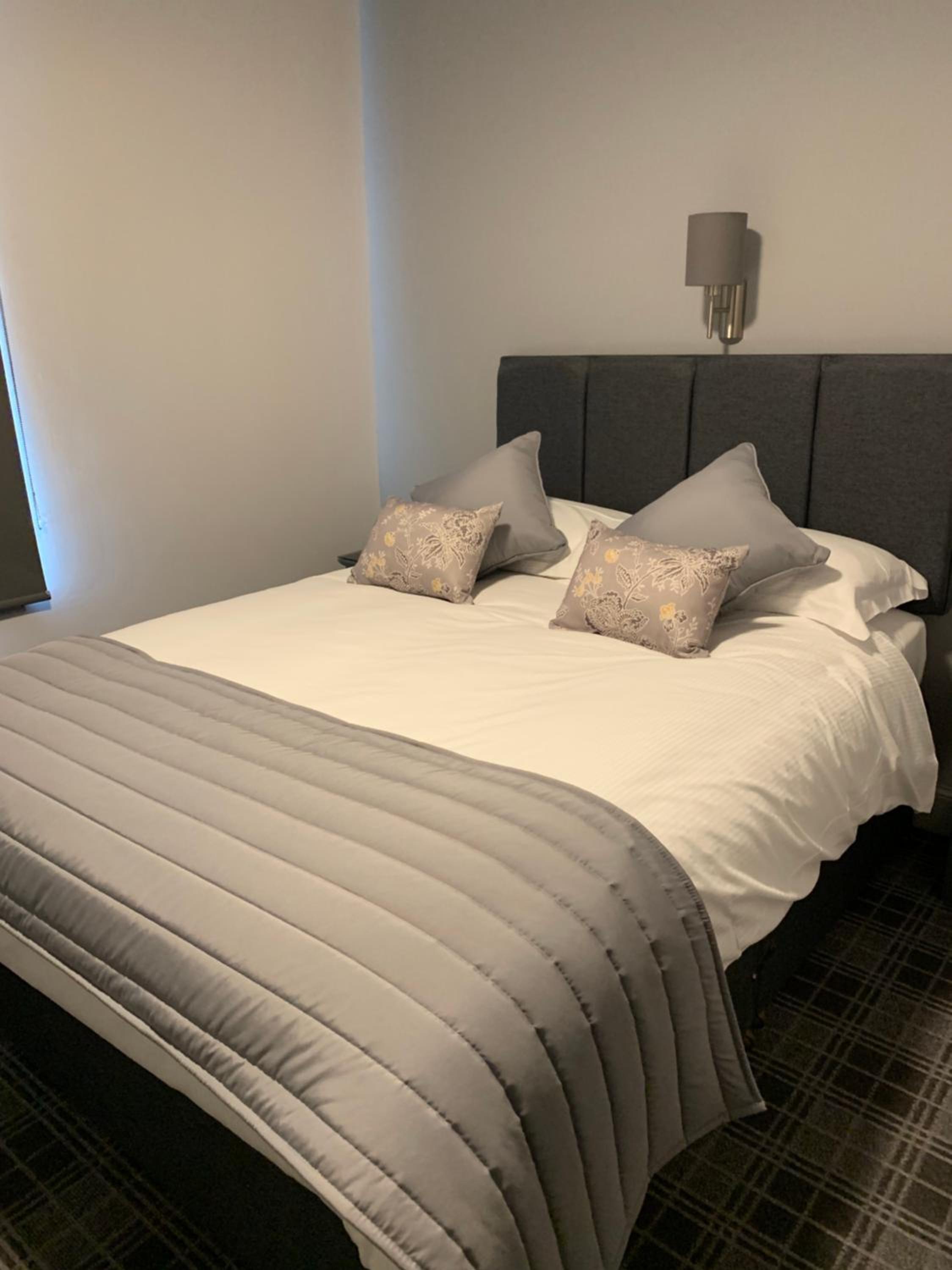 Double Room - Photo 8