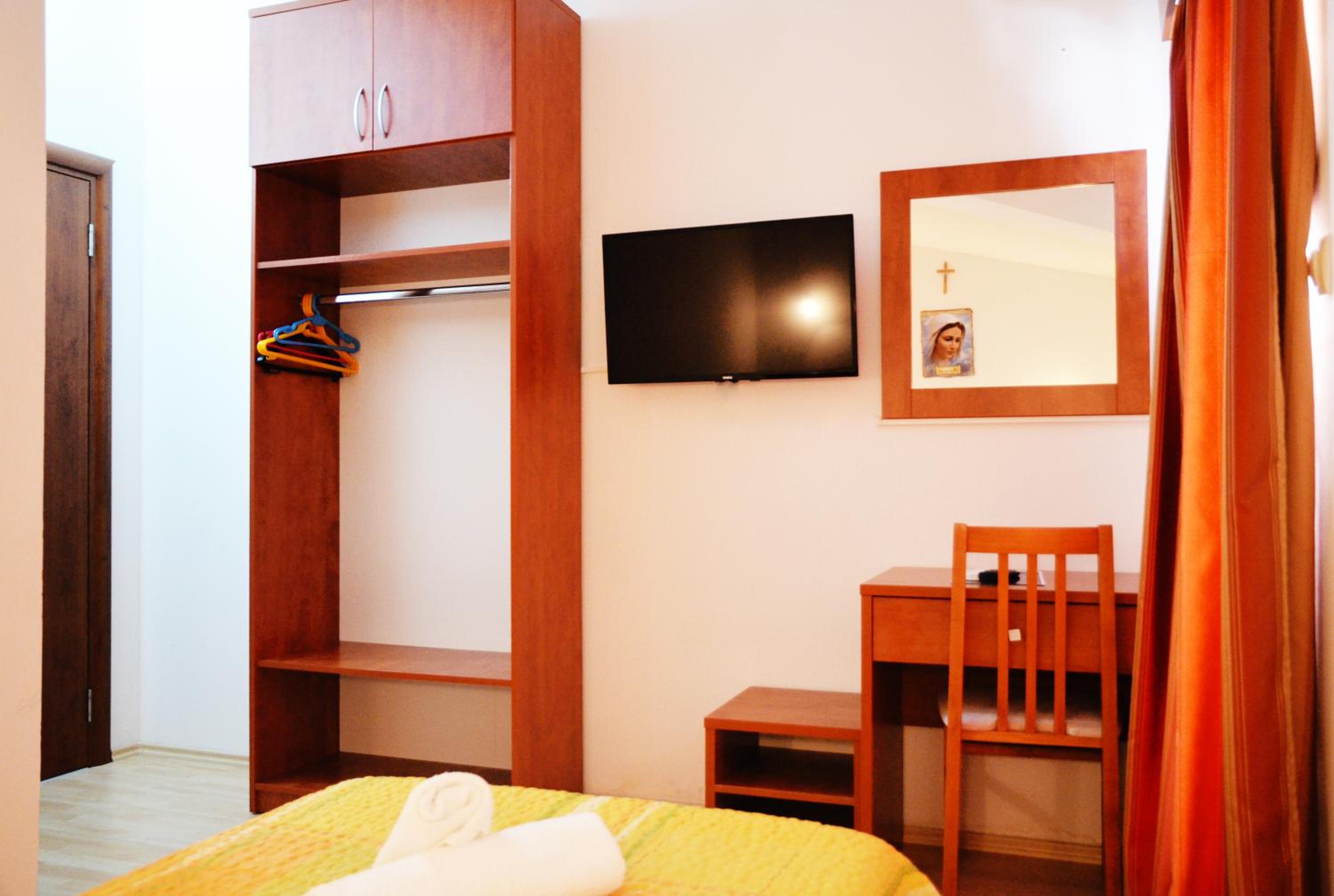 Single Room with Balcony photo 3