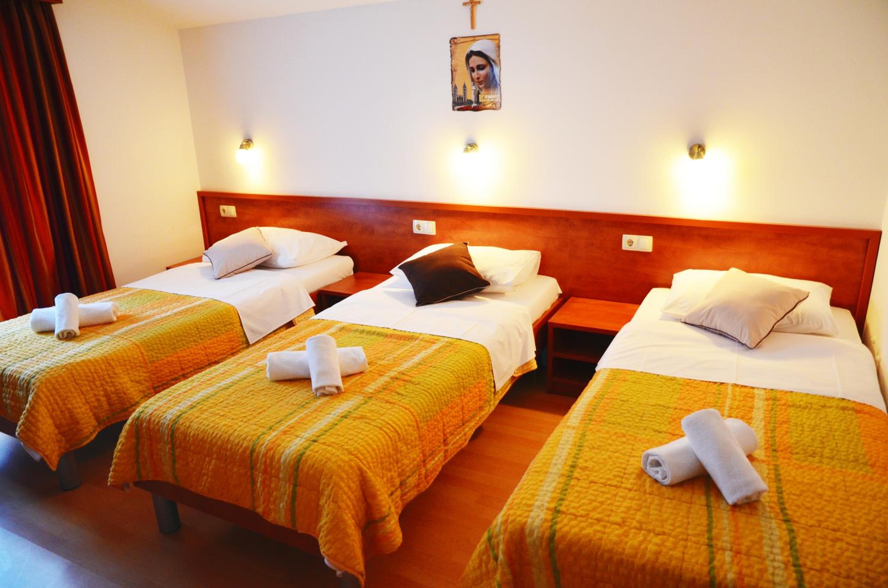 Triple Room - Photo 3