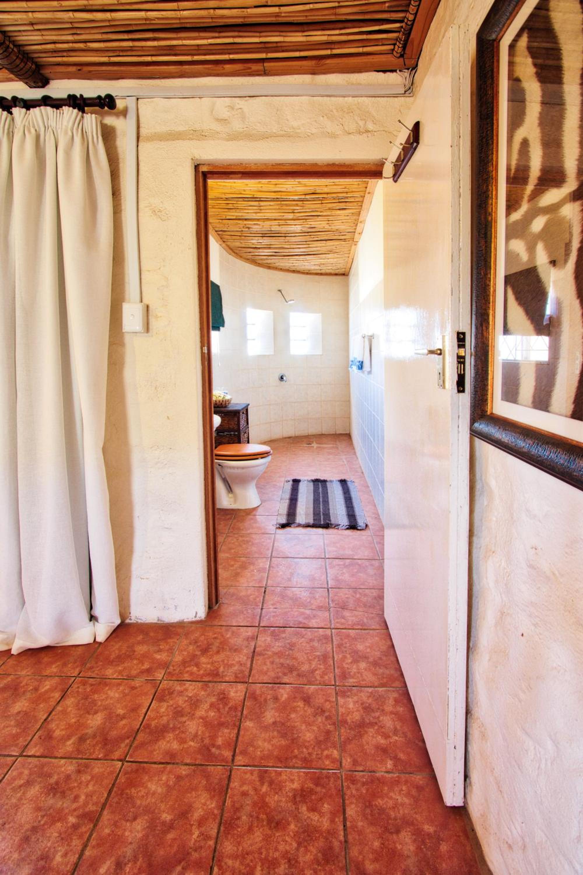 Two-Bedroom House photo 2