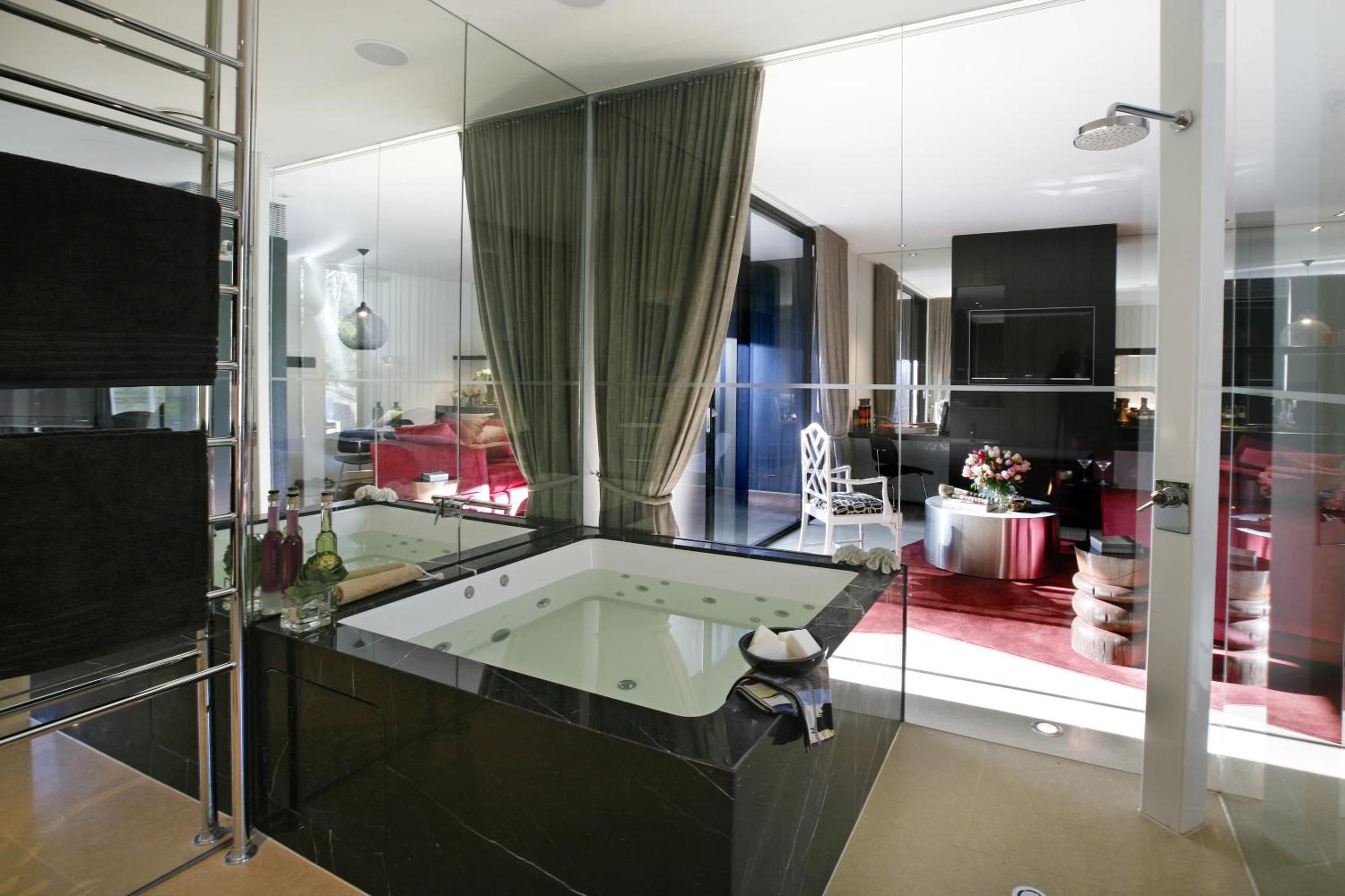 One-Bedroom Villa - Photo 21