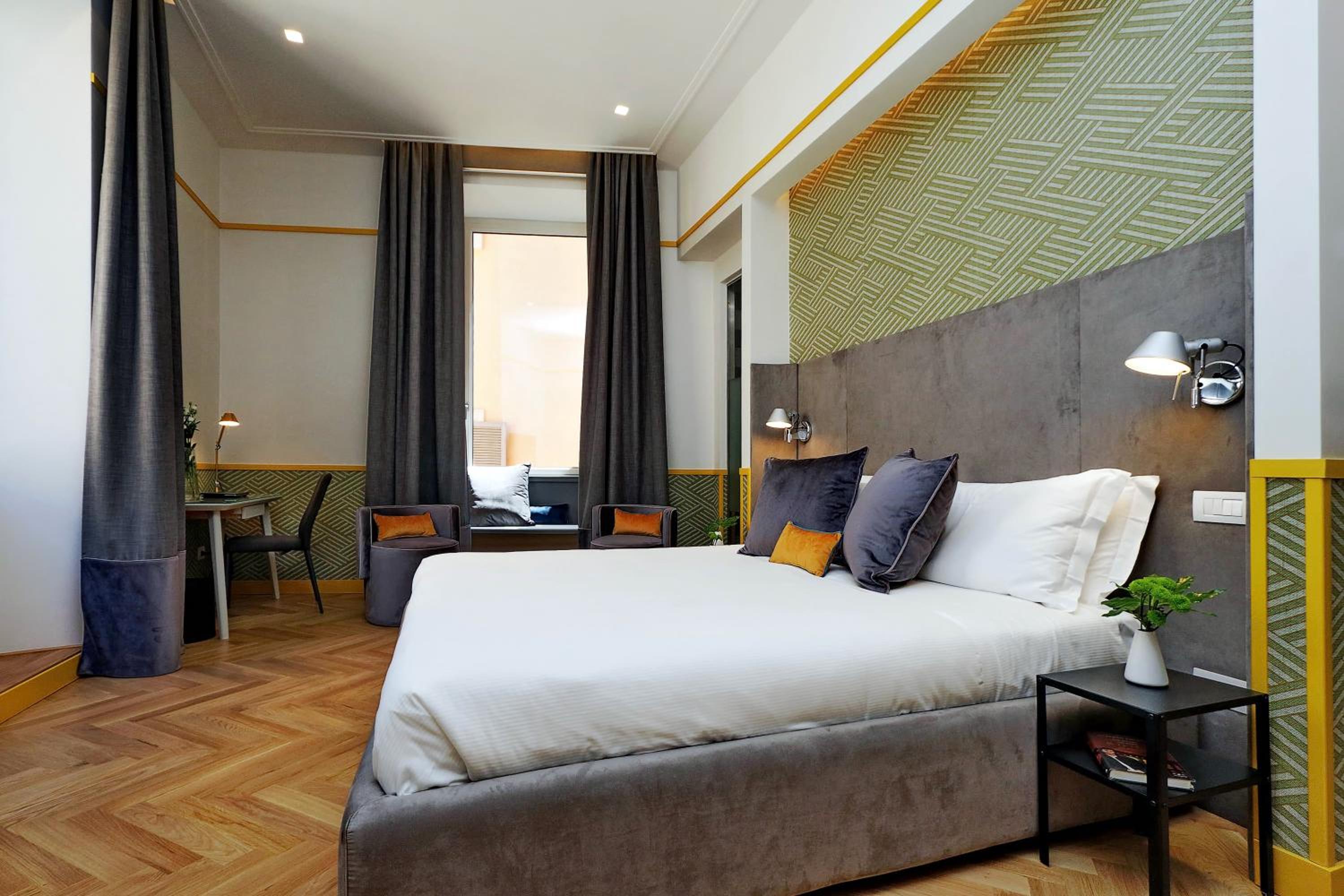 Deluxe Double Room with View photo 2