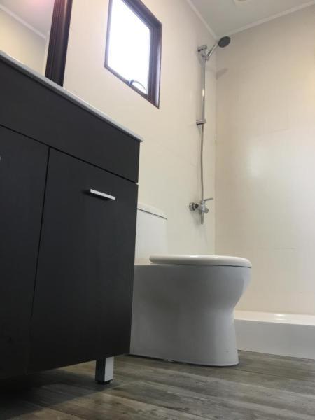 Quadruple Room with Private Bathroom photo 2