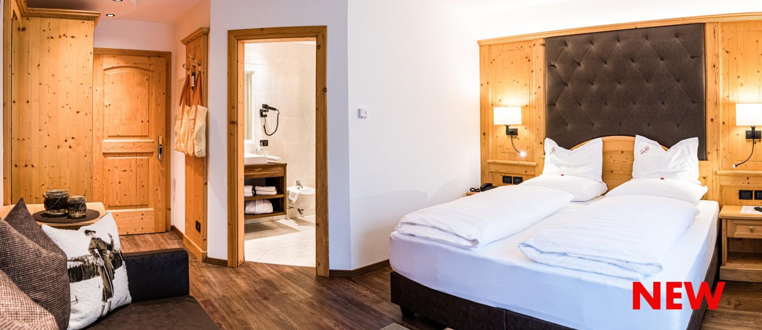 Deluxe Double Room - Photo 1