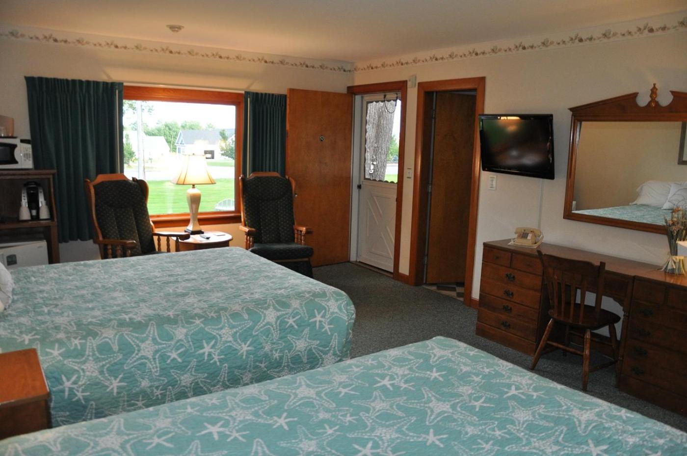 Deluxe Queen Room photo 3
