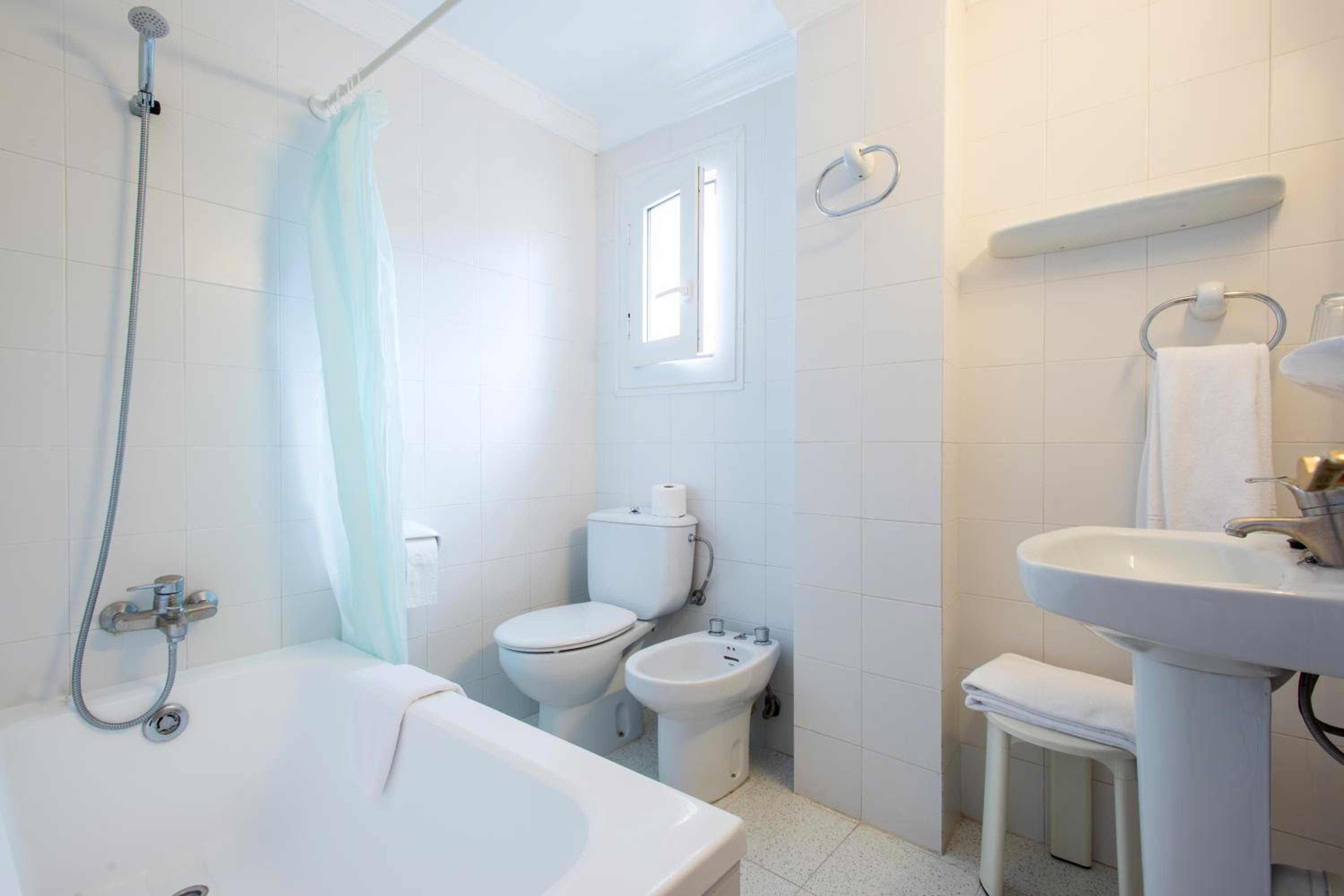 Available room