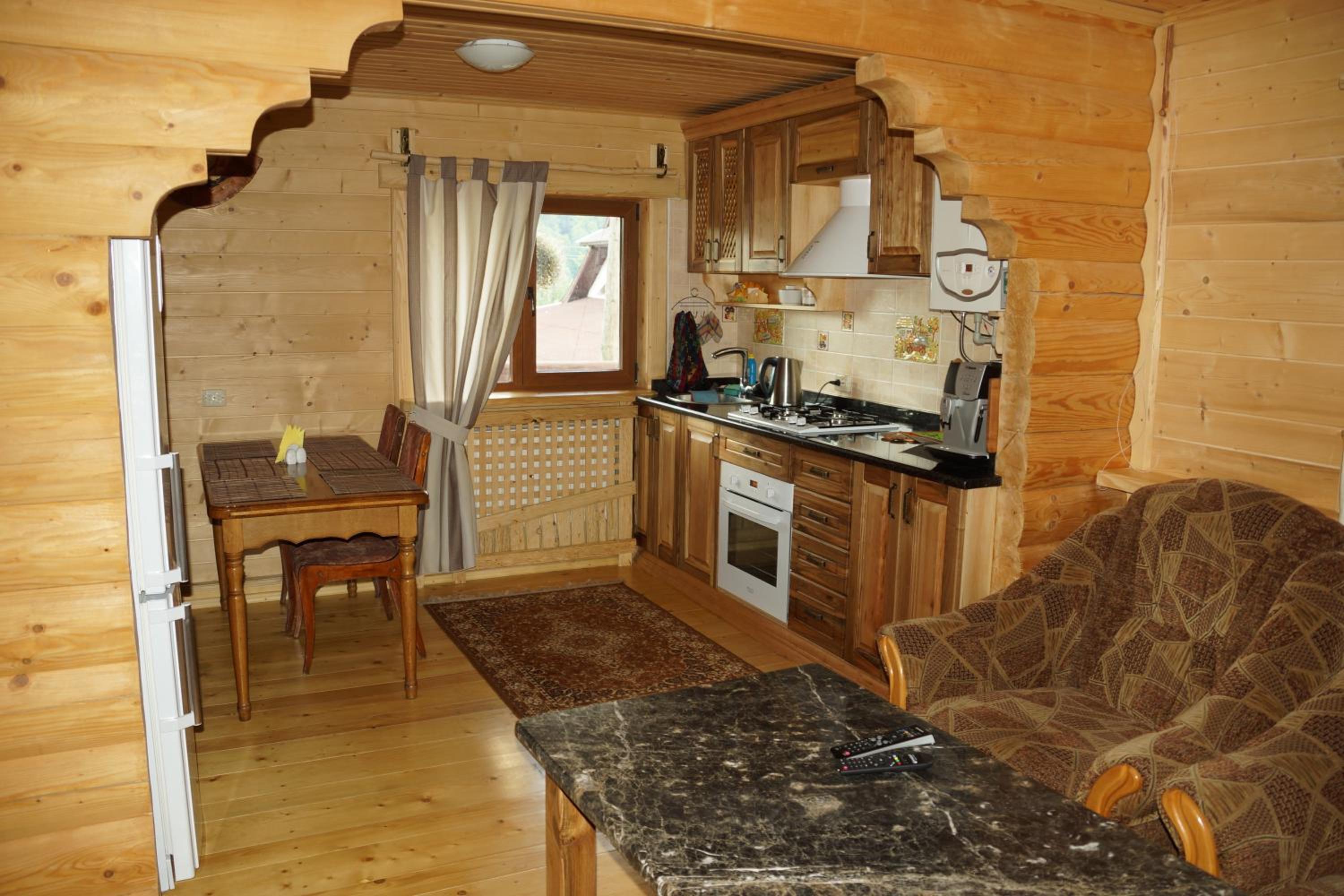 Three-Bedroom Chalet photo 3