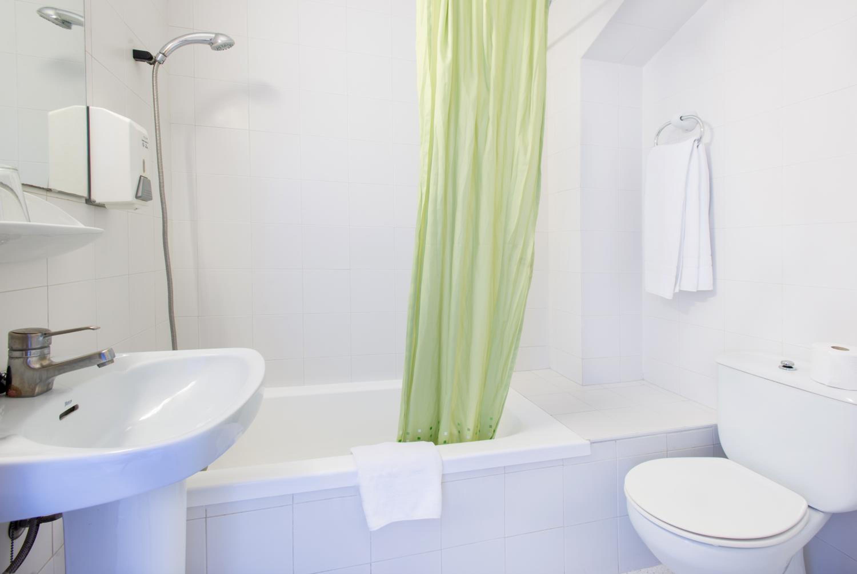 Available room