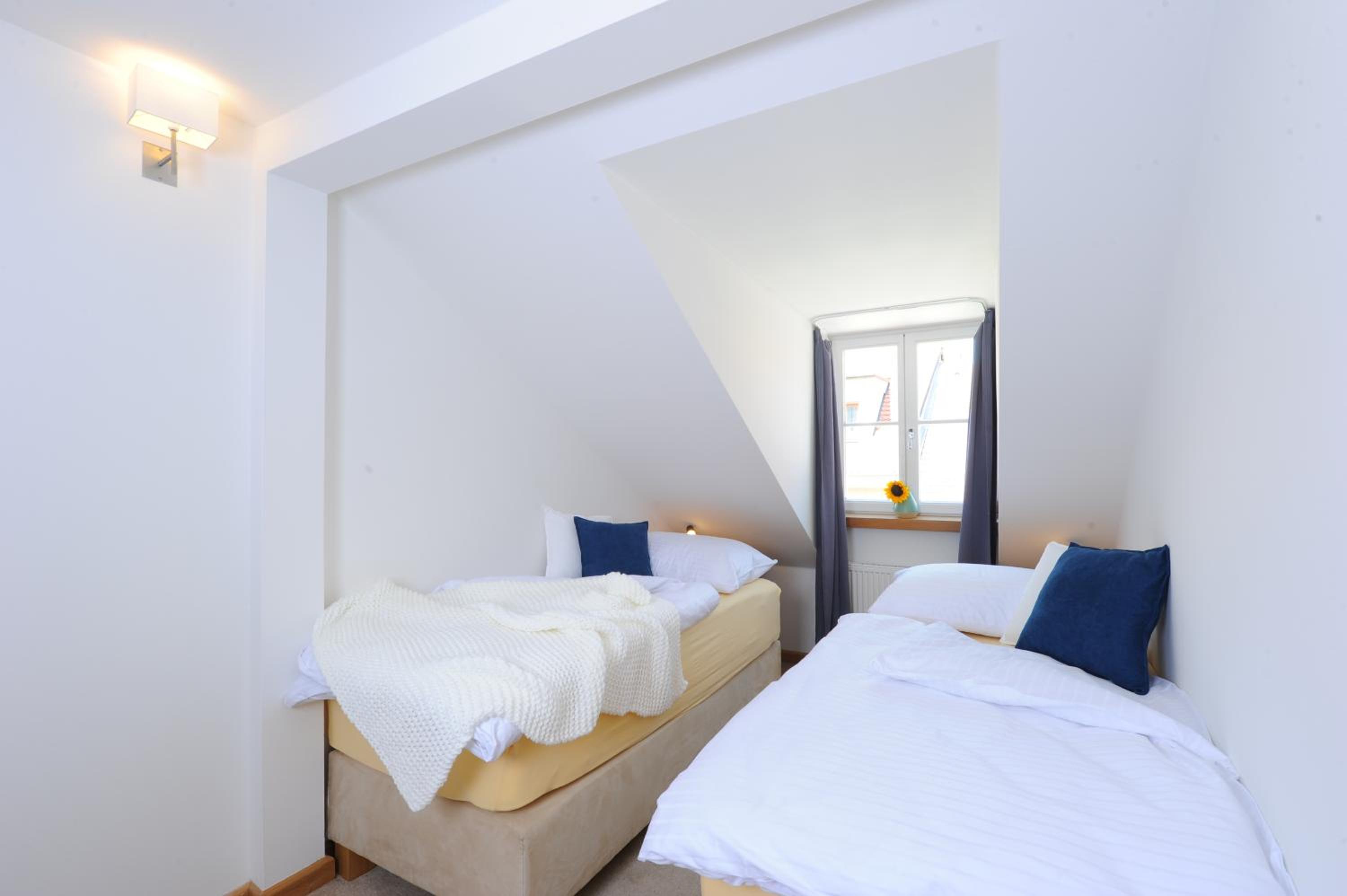 Two-Bedroom Apartment - Photo 5