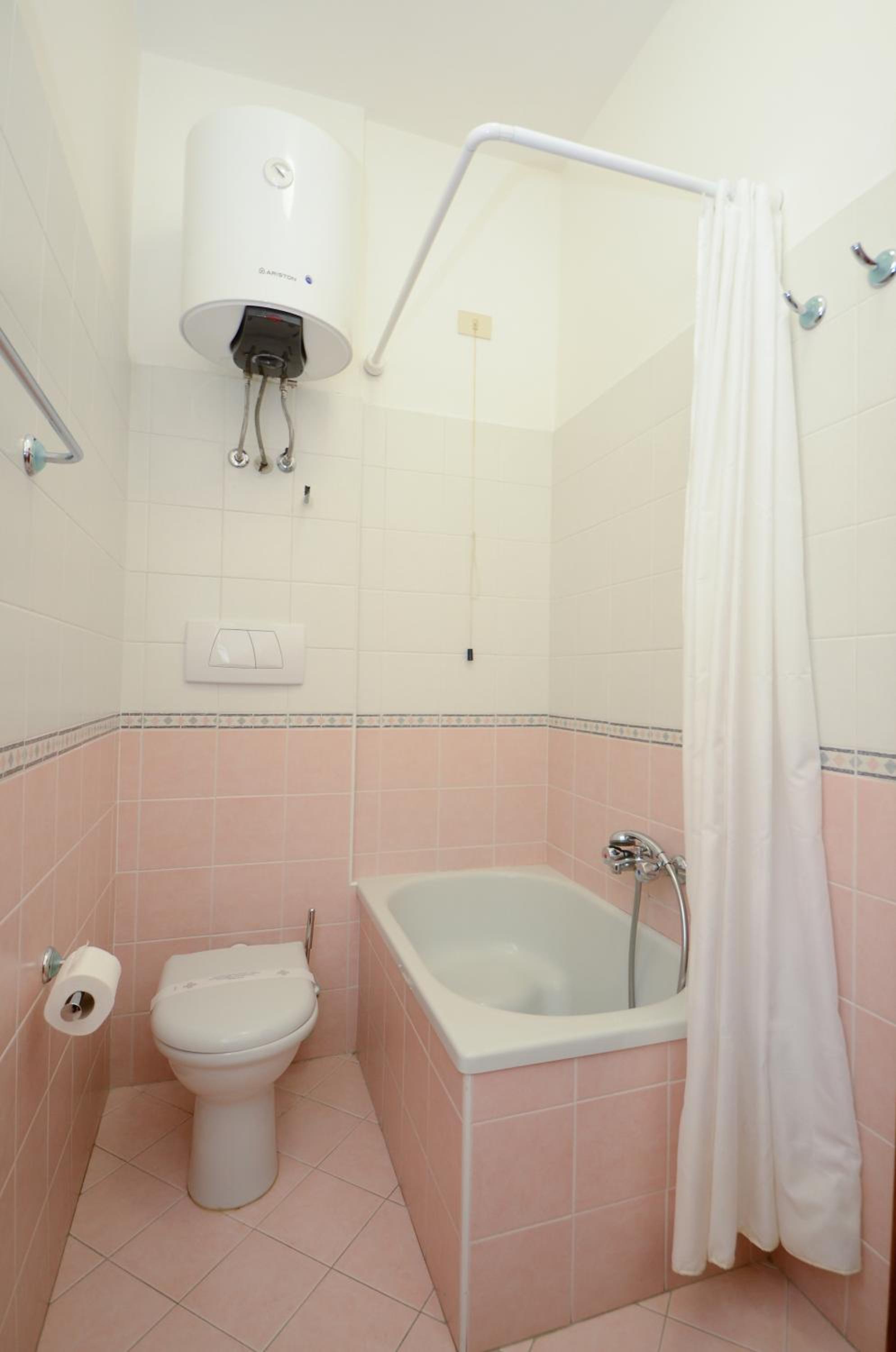 Apartment with Terrace photo 3
