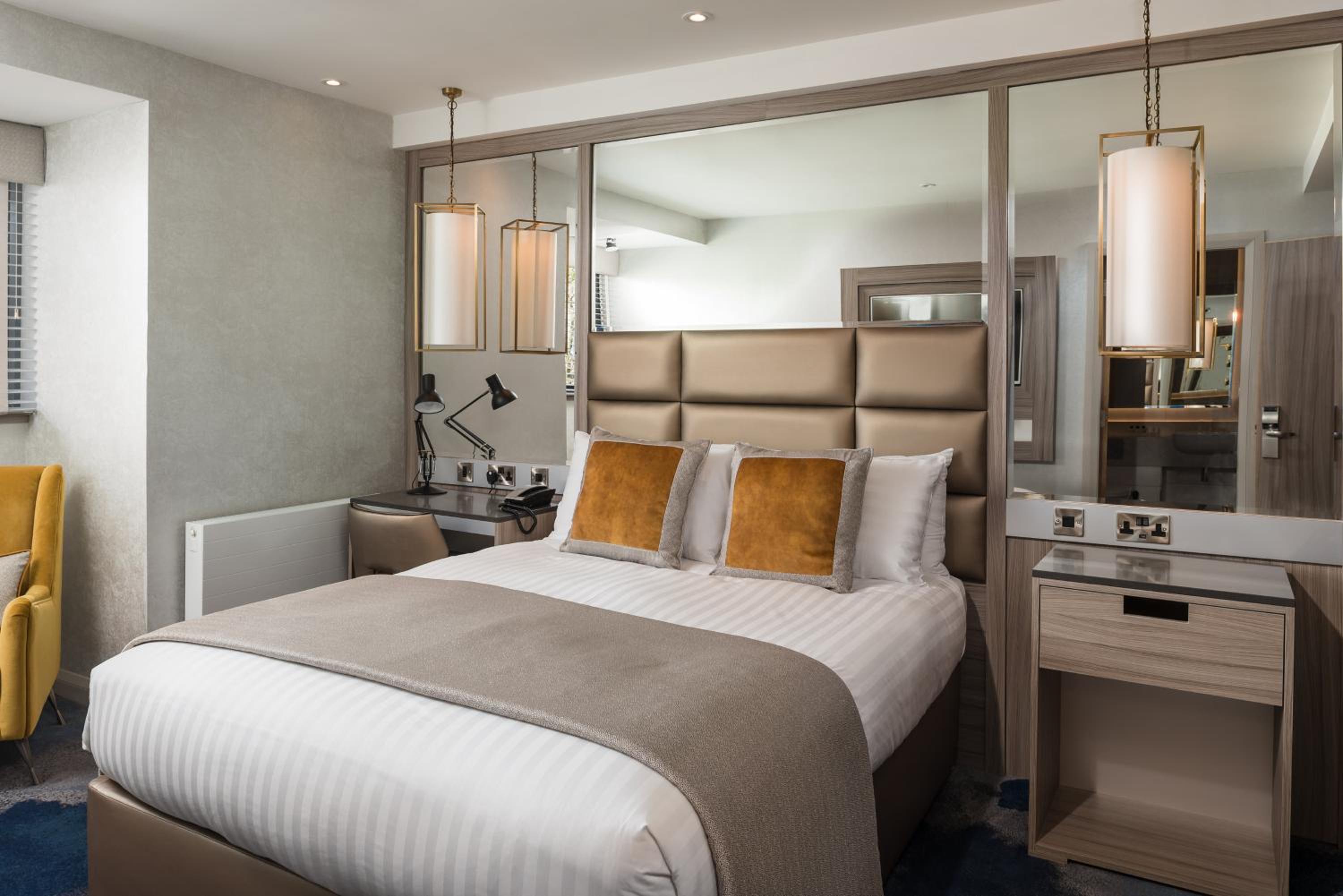 Standard Double Room photo 2