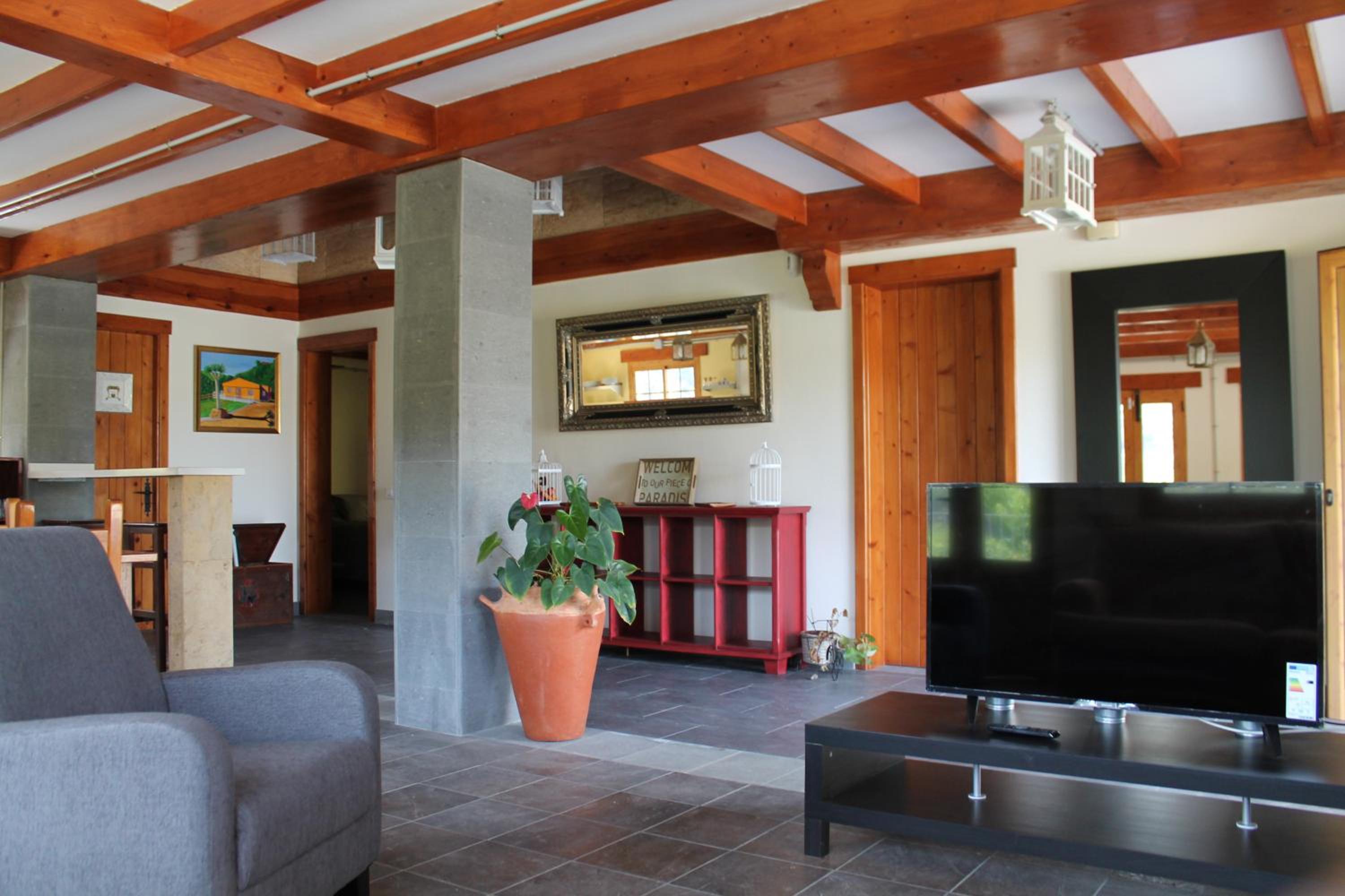 Casa adosada de tres habitaciones