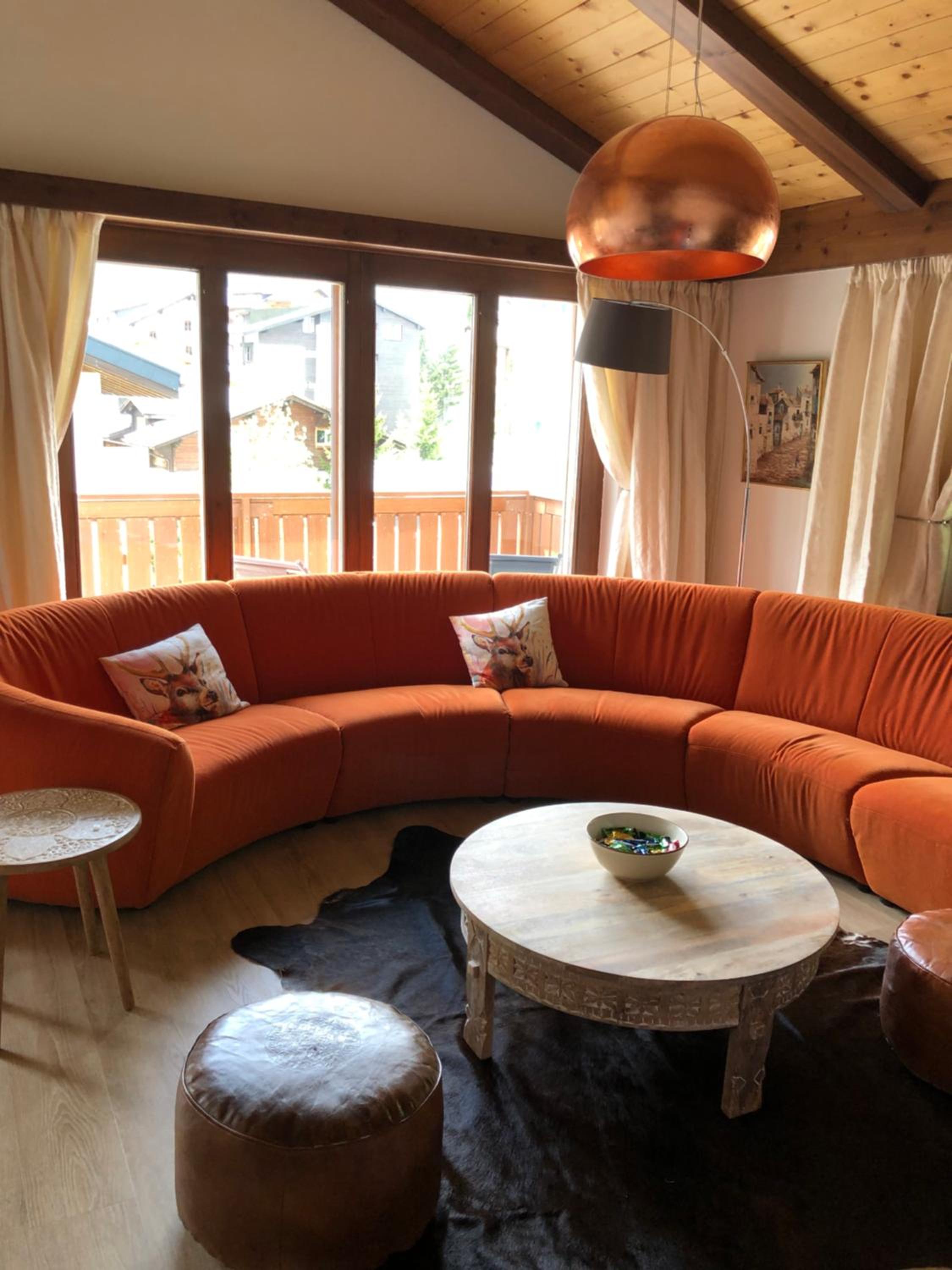 Apartment with Mountain View photo 1