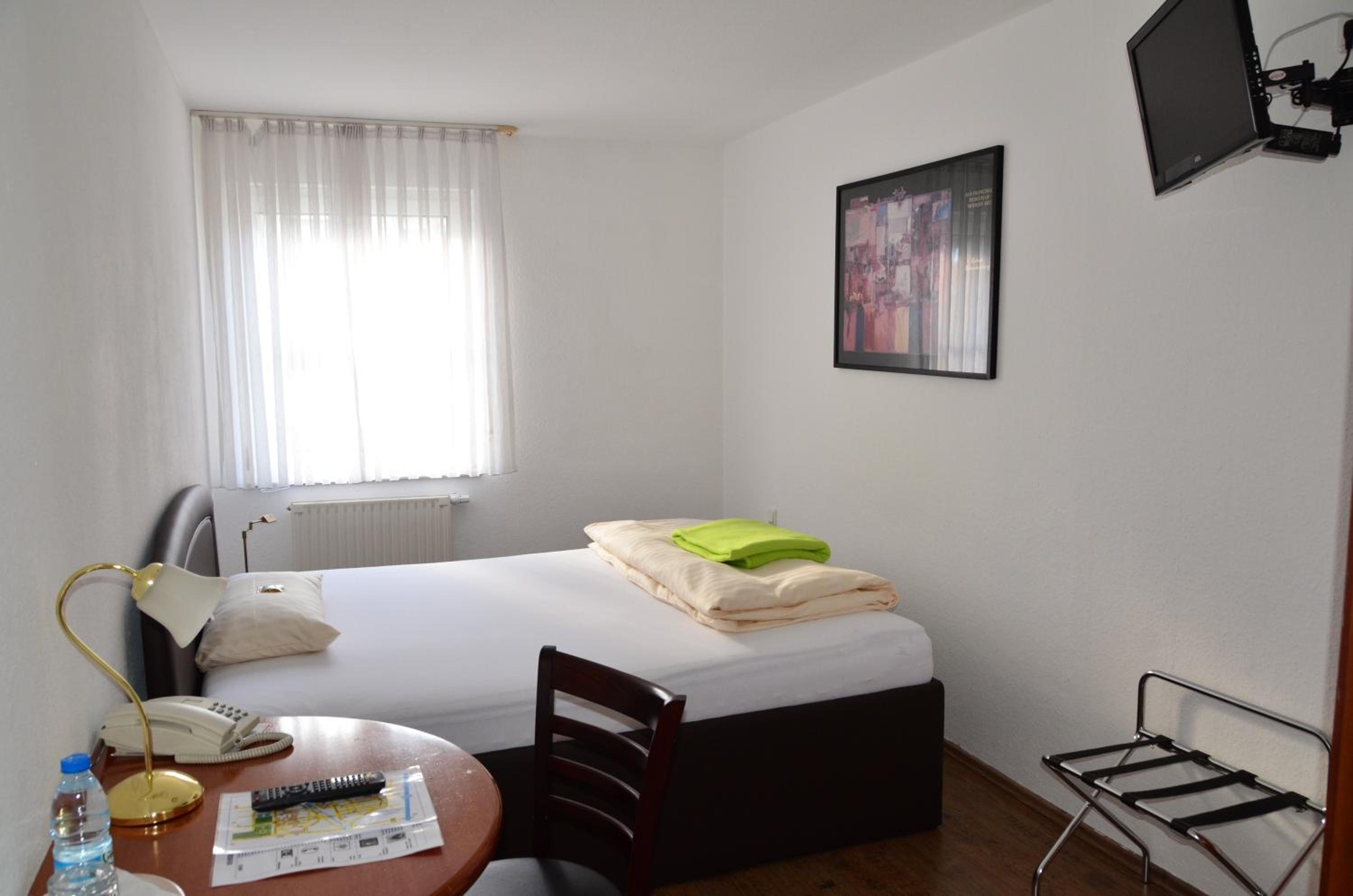 Comfort Single Room