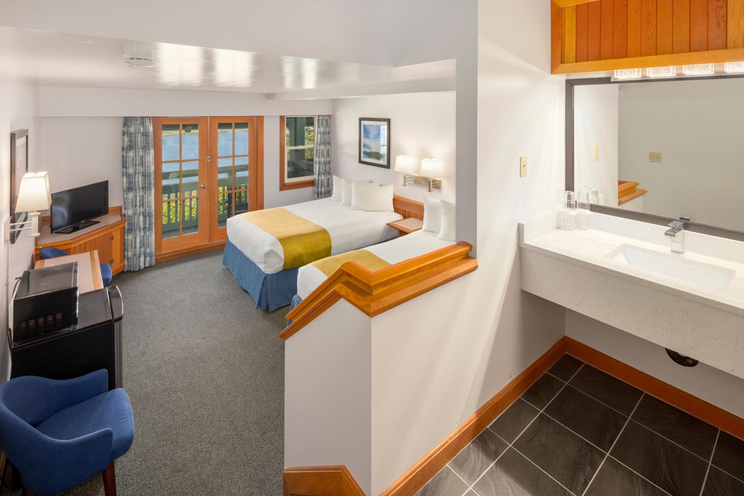 Executive Loft - Photo 8