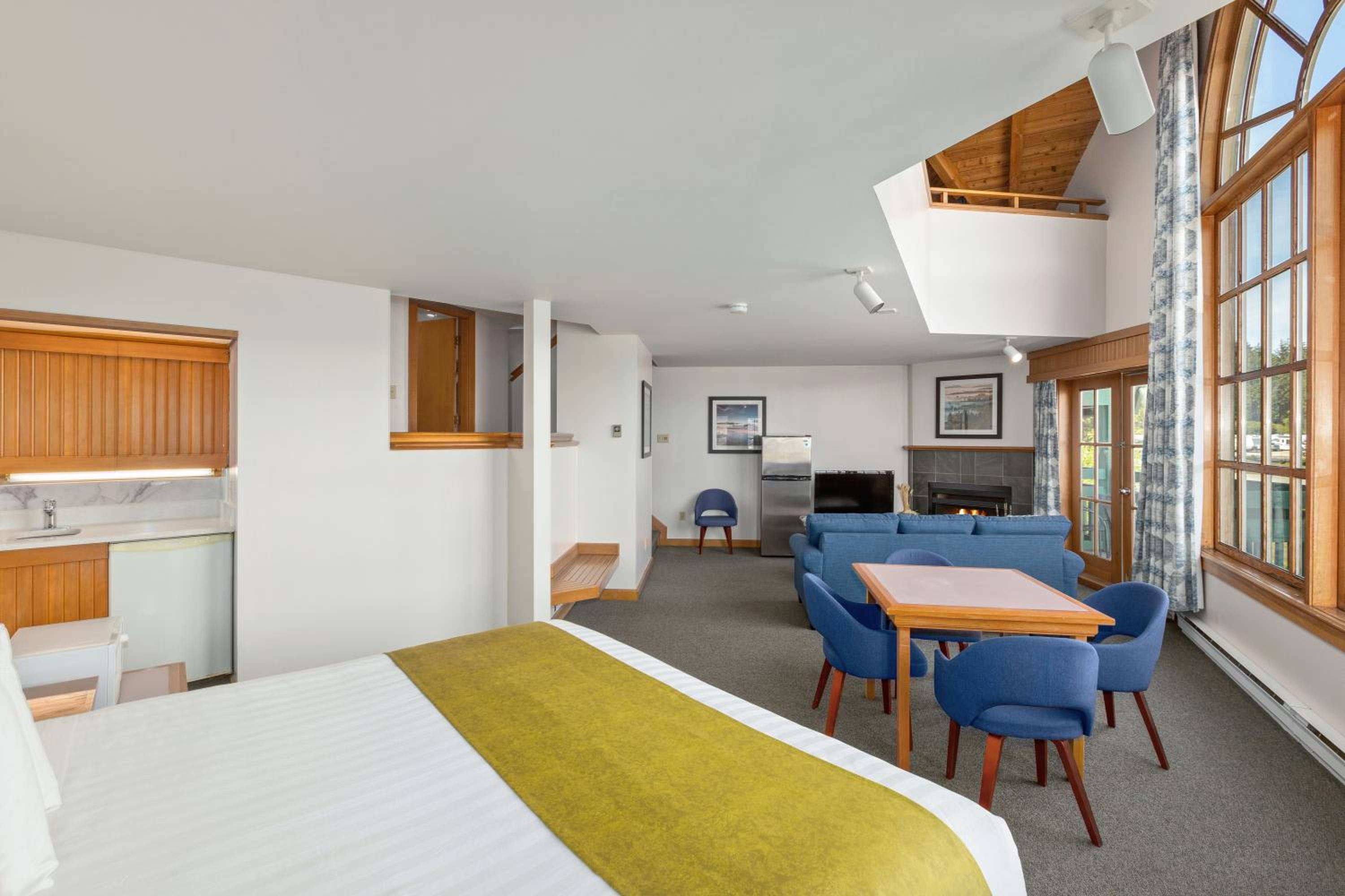 Harbor Master Suite photo 2