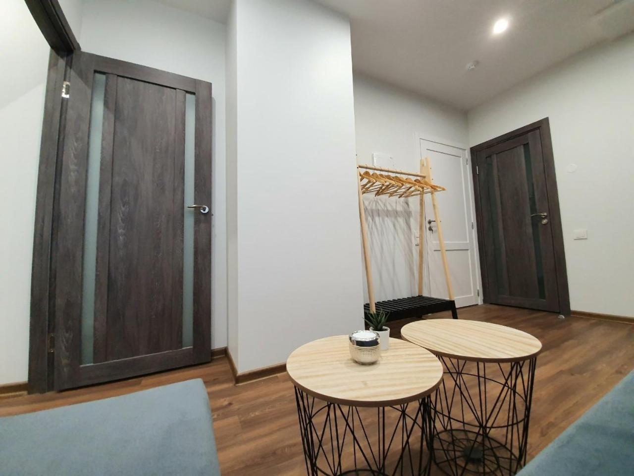 One-Bedroom Apartment - Photo 4