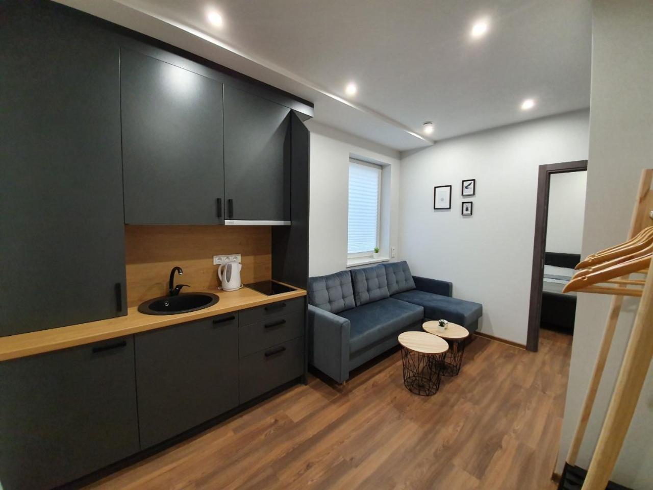 One-Bedroom Apartment - Photo 1