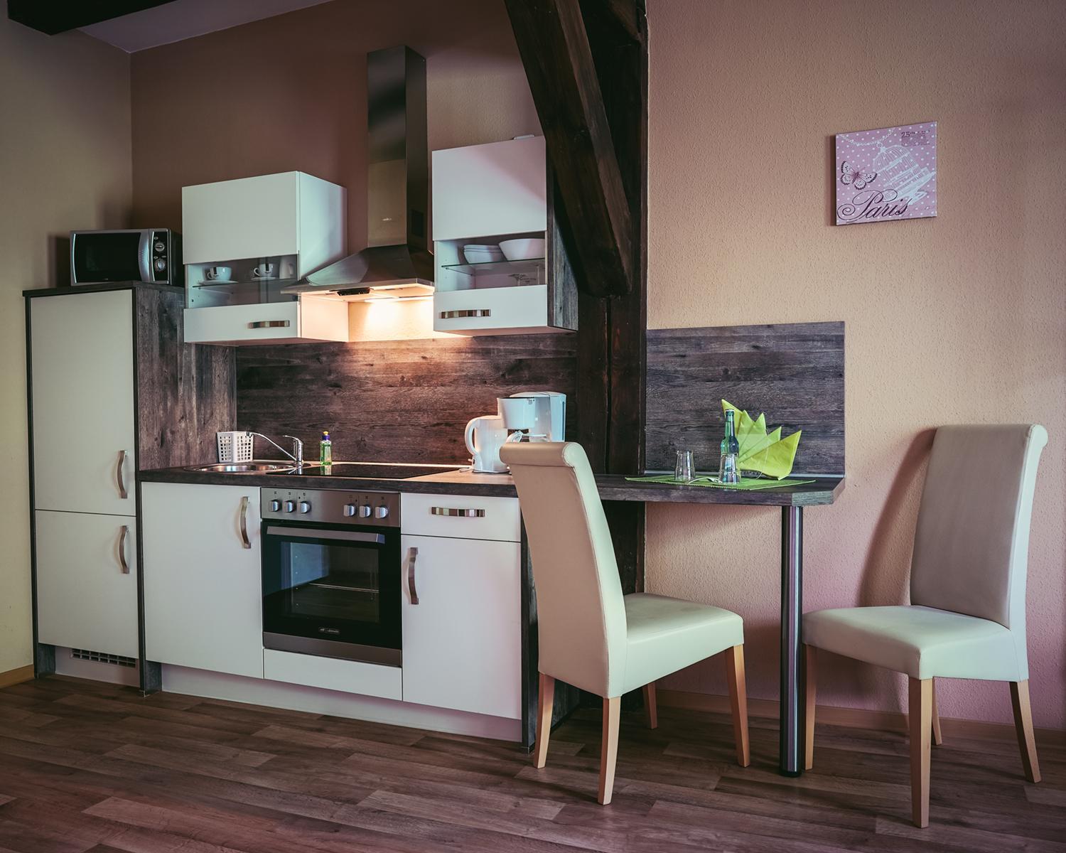 Studio Apartment - Photo 2