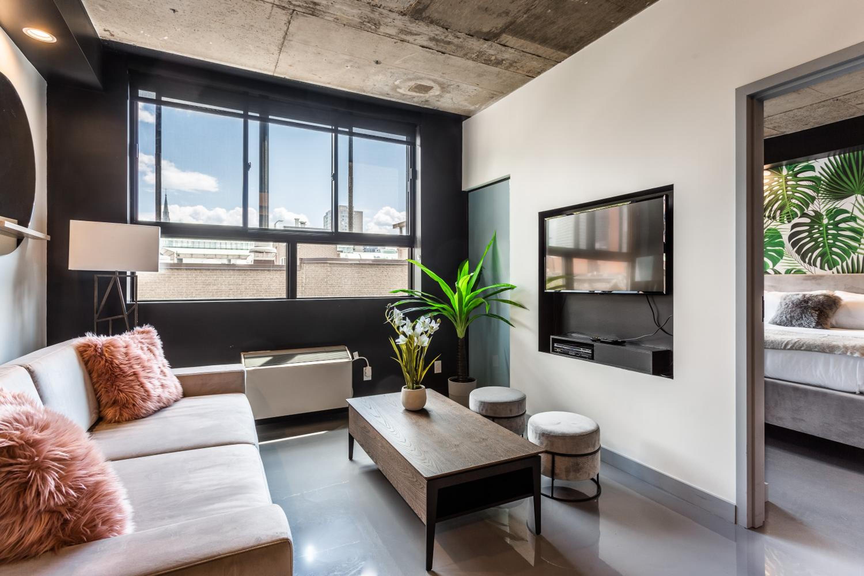One-Bedroom Apartment 401