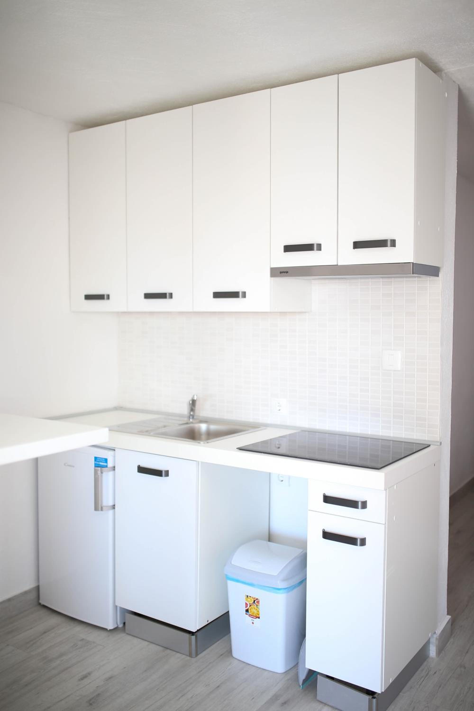Studio Apartment - Photo 48
