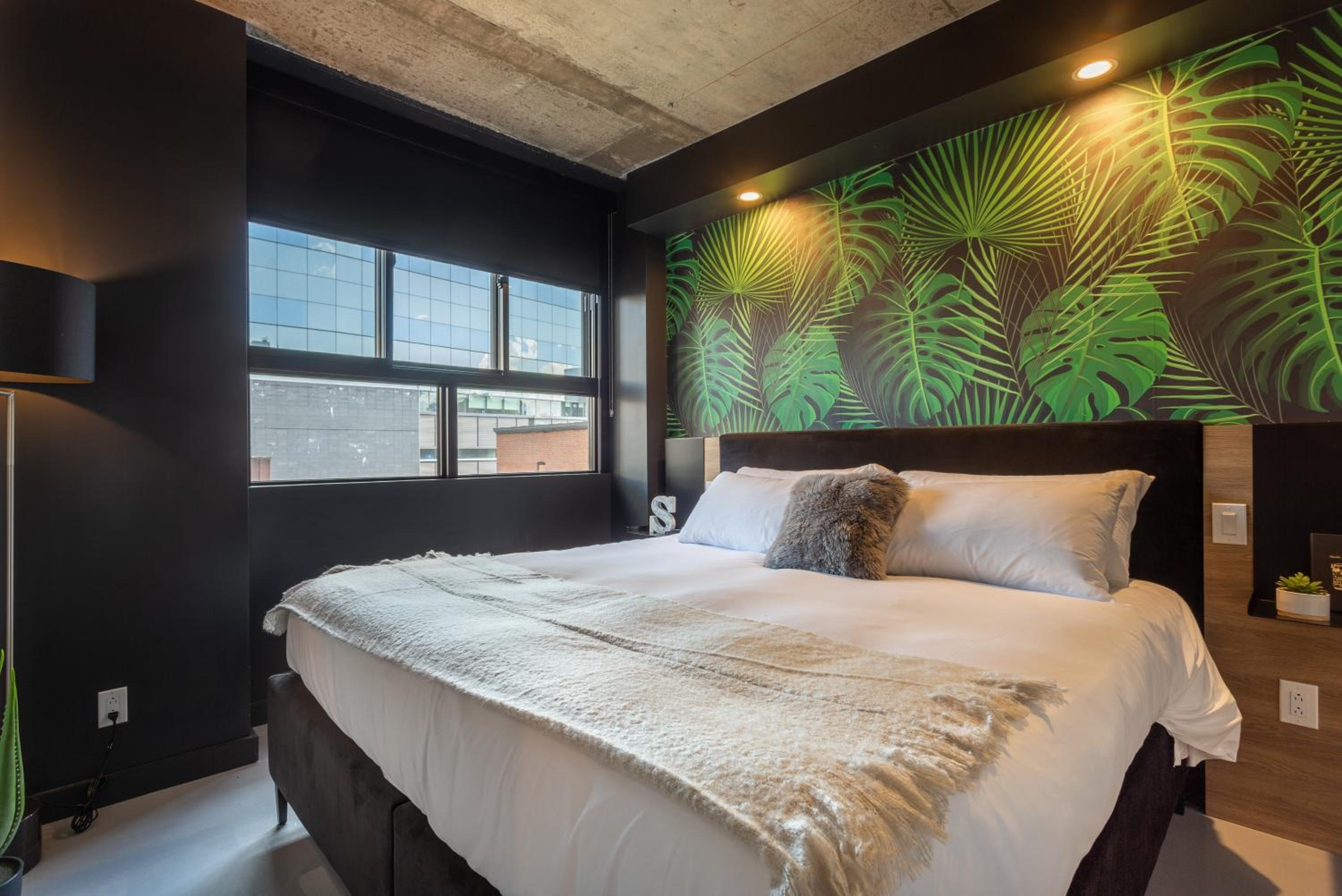 One-Bedroom Apartment 403