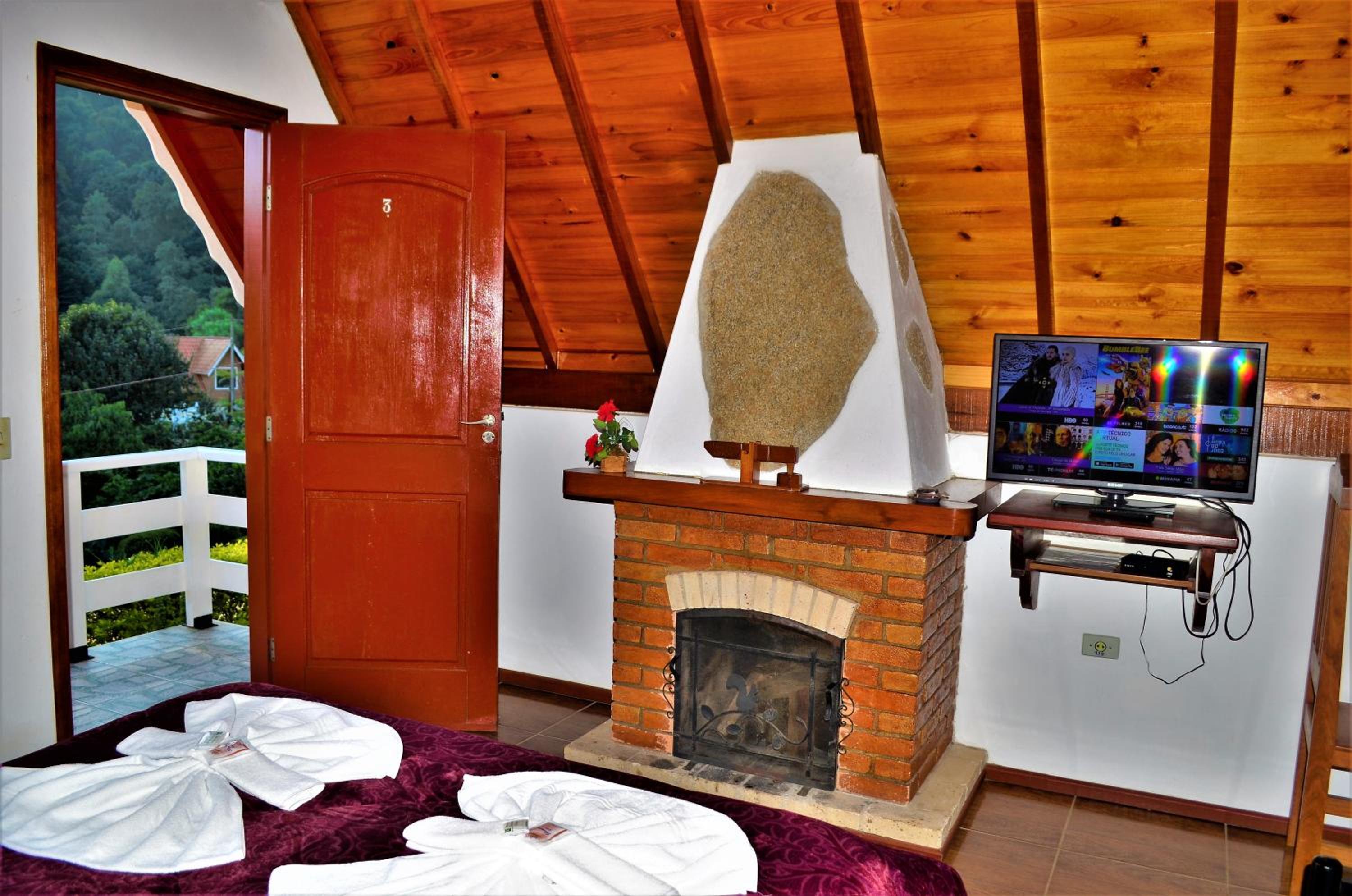 Standard Chalet photo 3