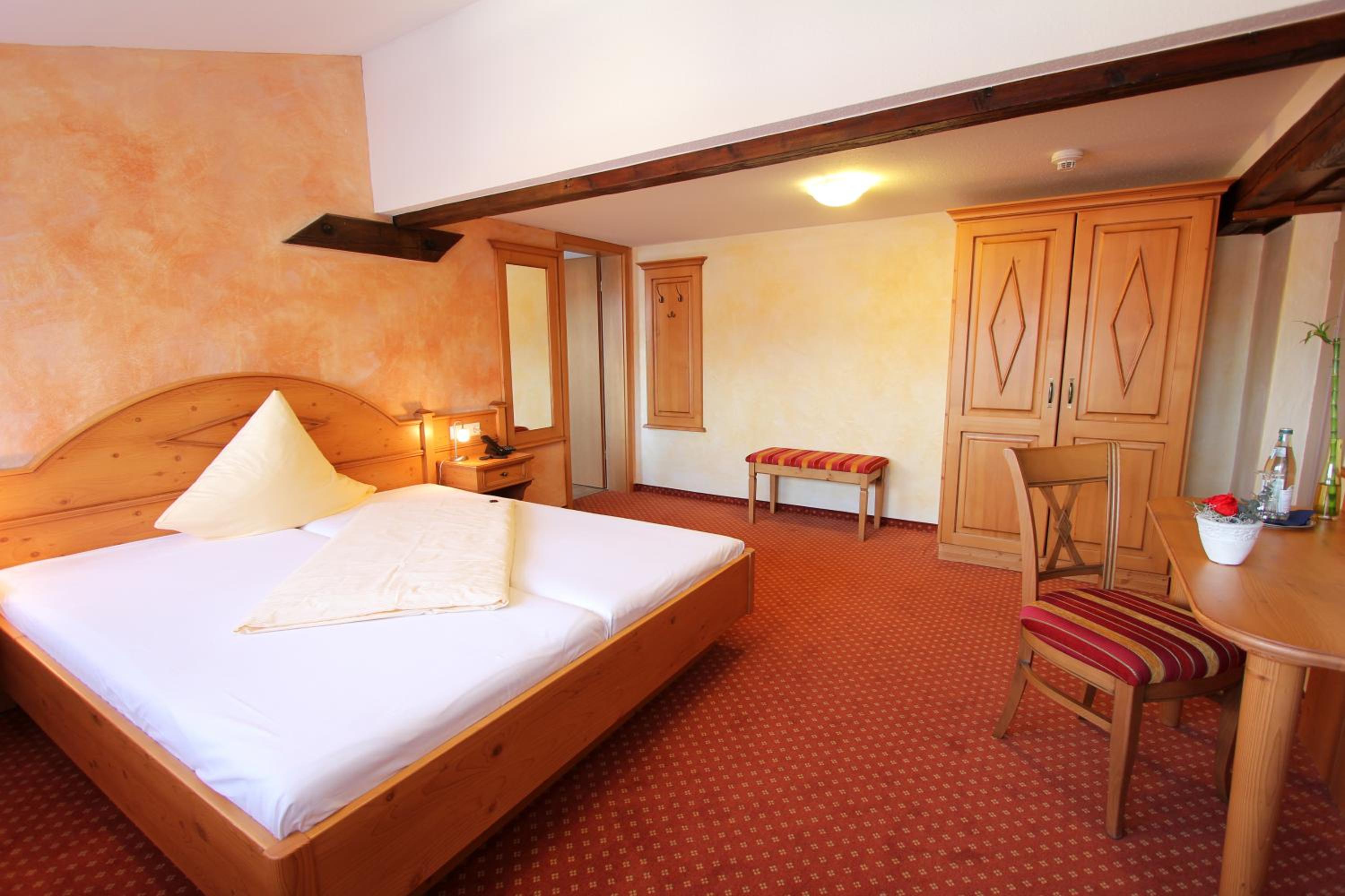 Single Room photo 3