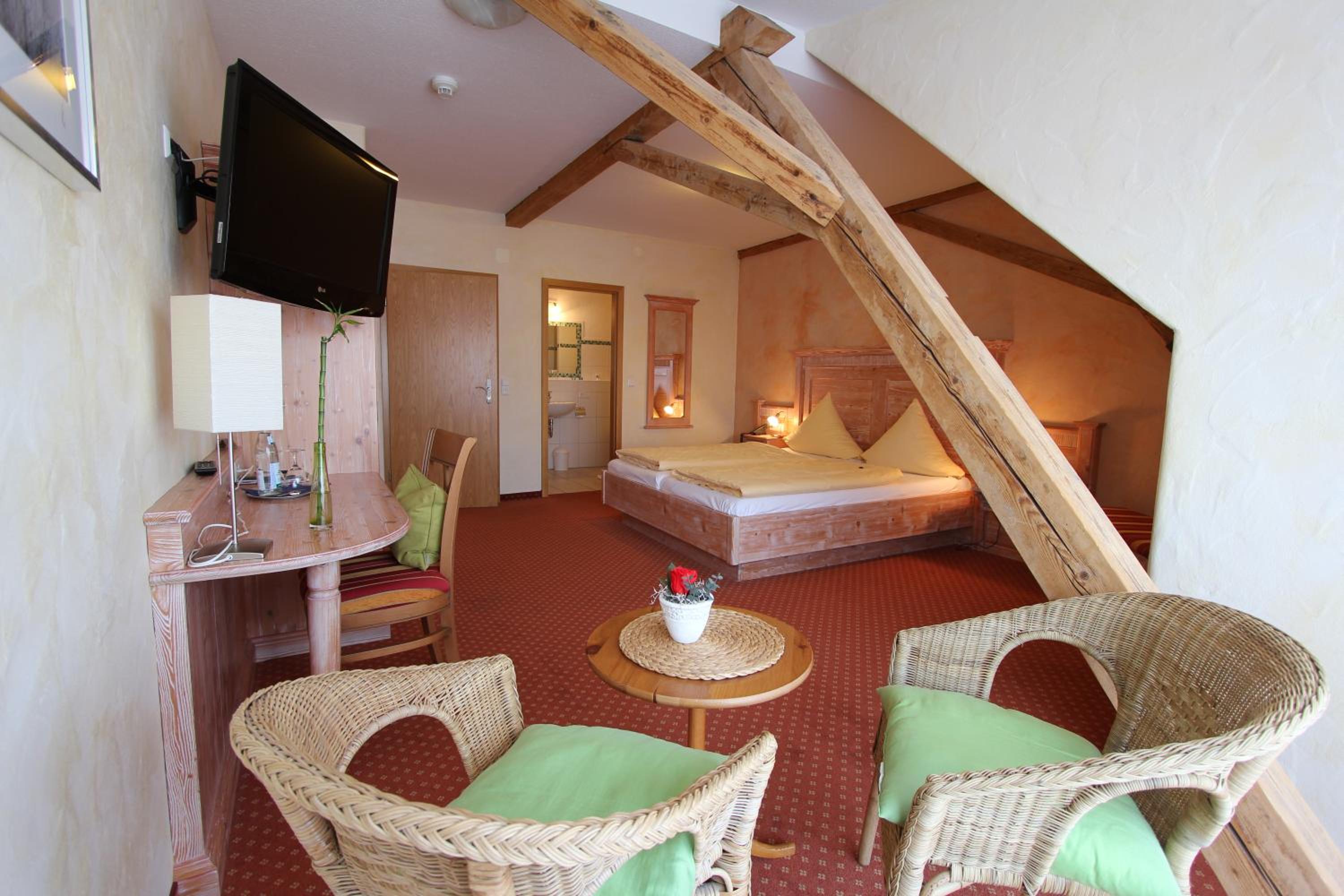 Double Room - Photo 2
