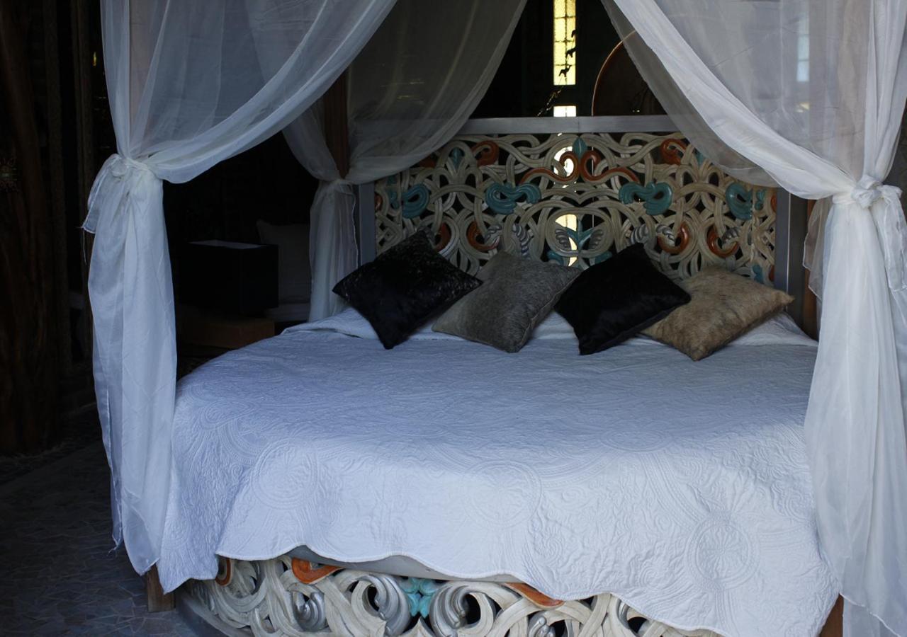 King Room With Pool View