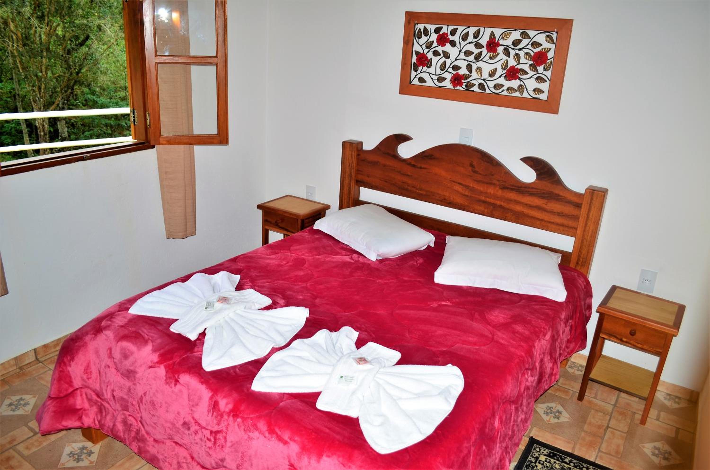 Deluxe Family Room photo 1