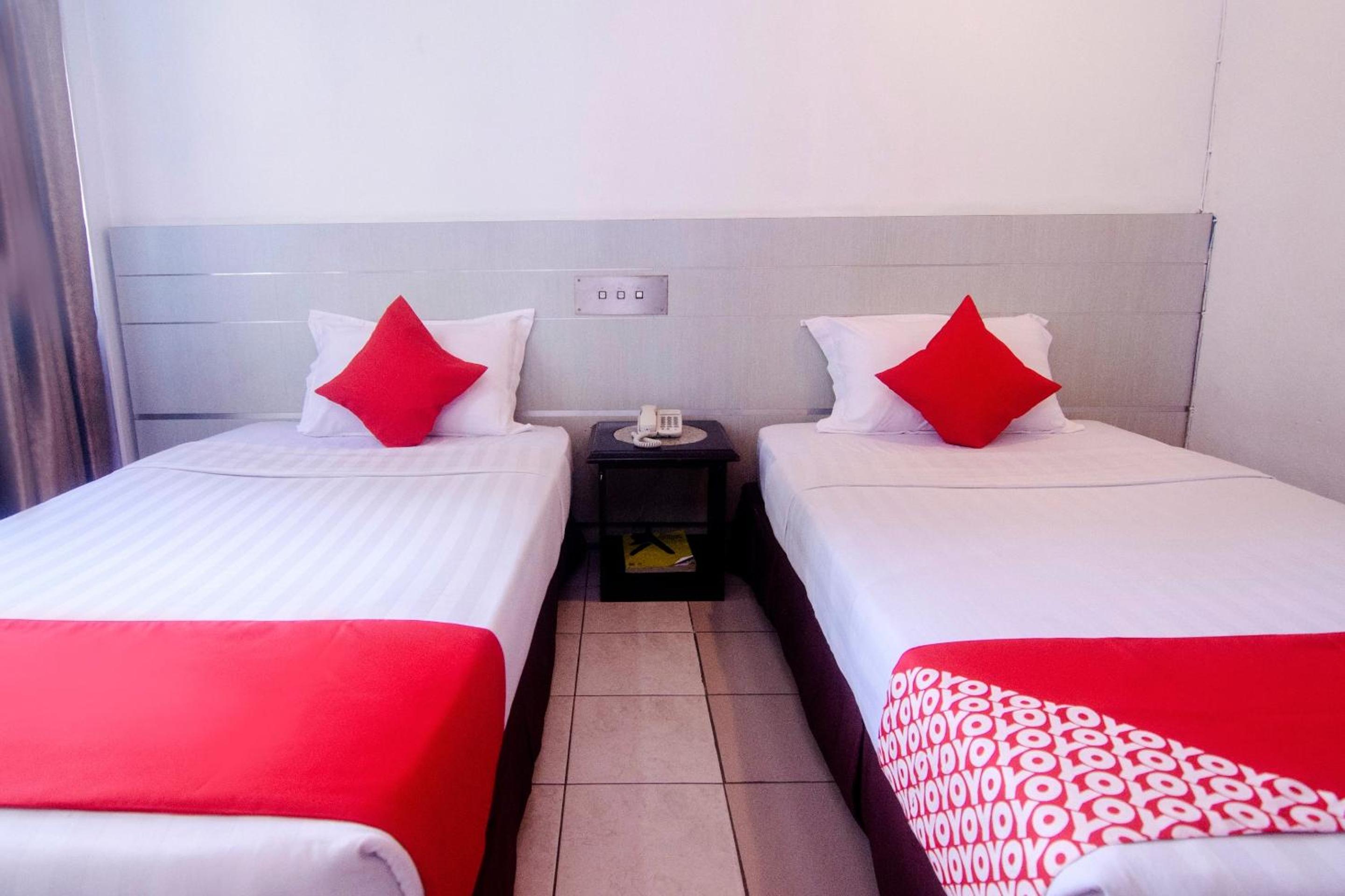 Deluxe Twin Room - Photo 3