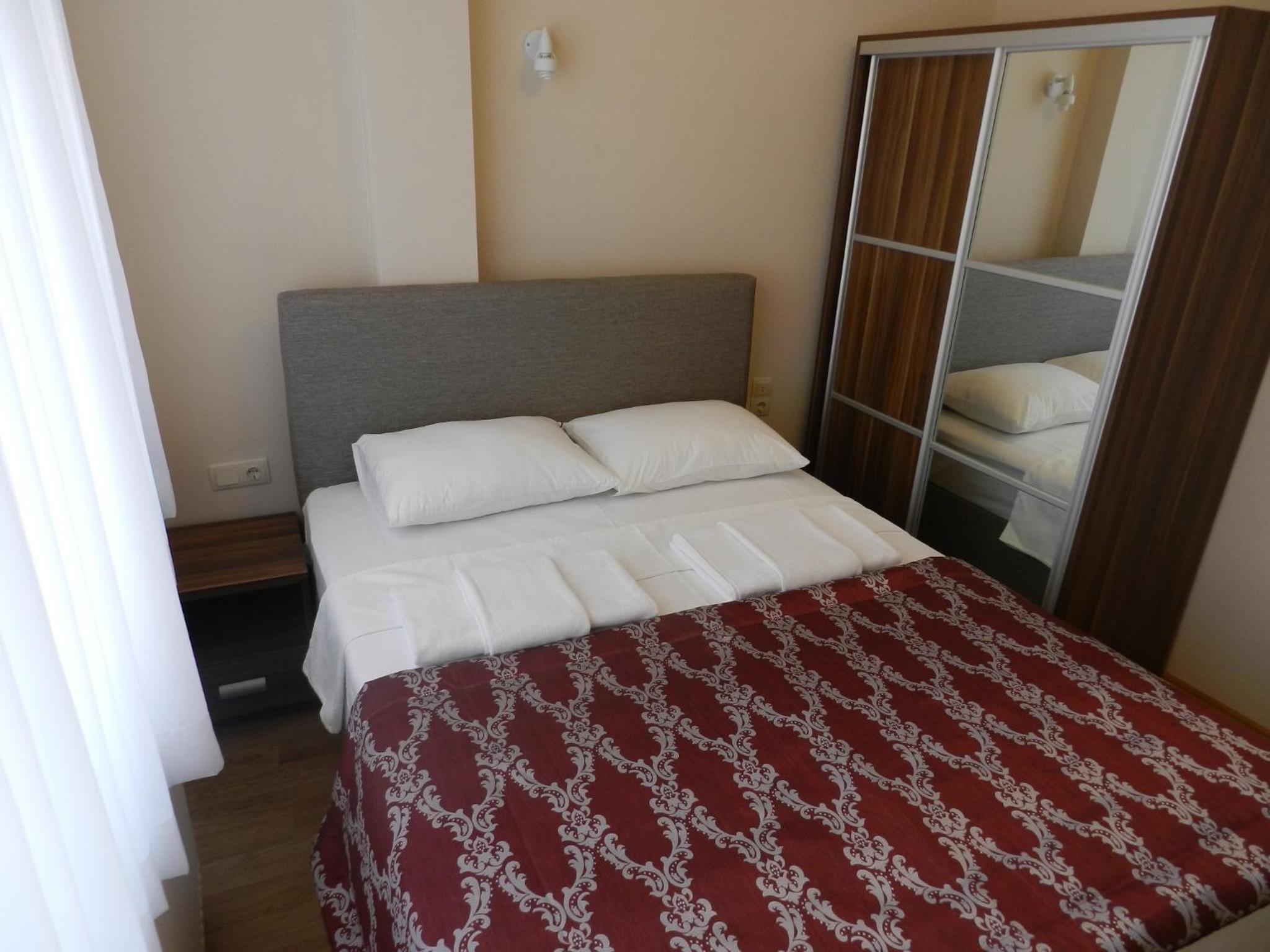 Two-Bedroom Apartment with Balcony photo 3
