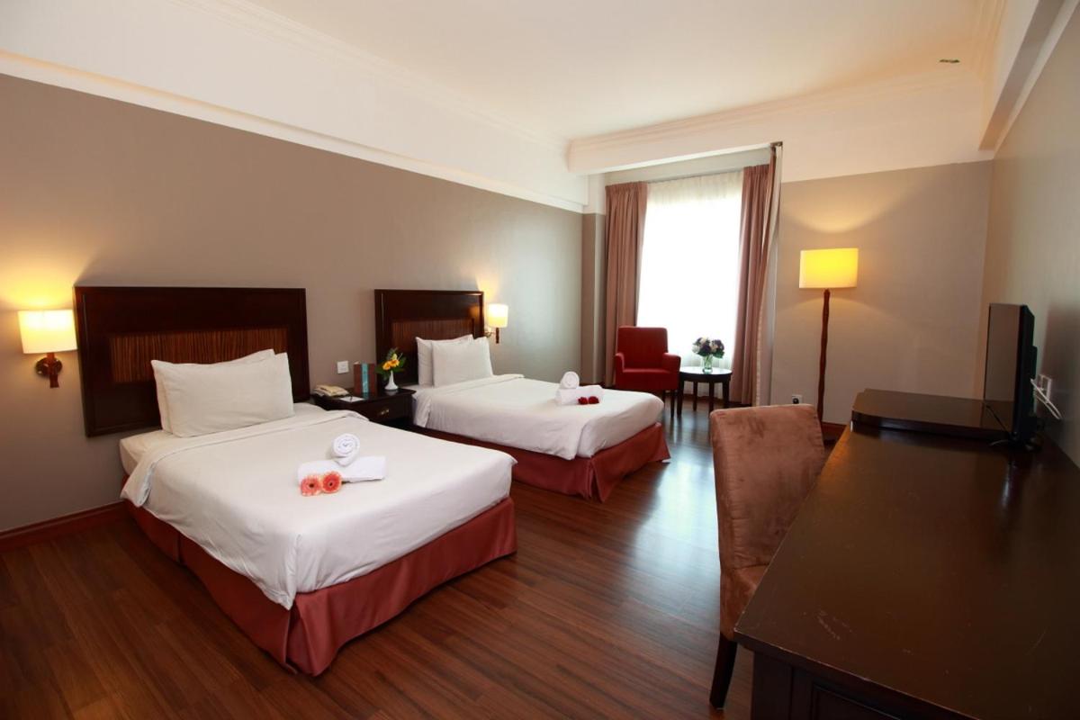 Standard Deluxe Twin Room photo 1