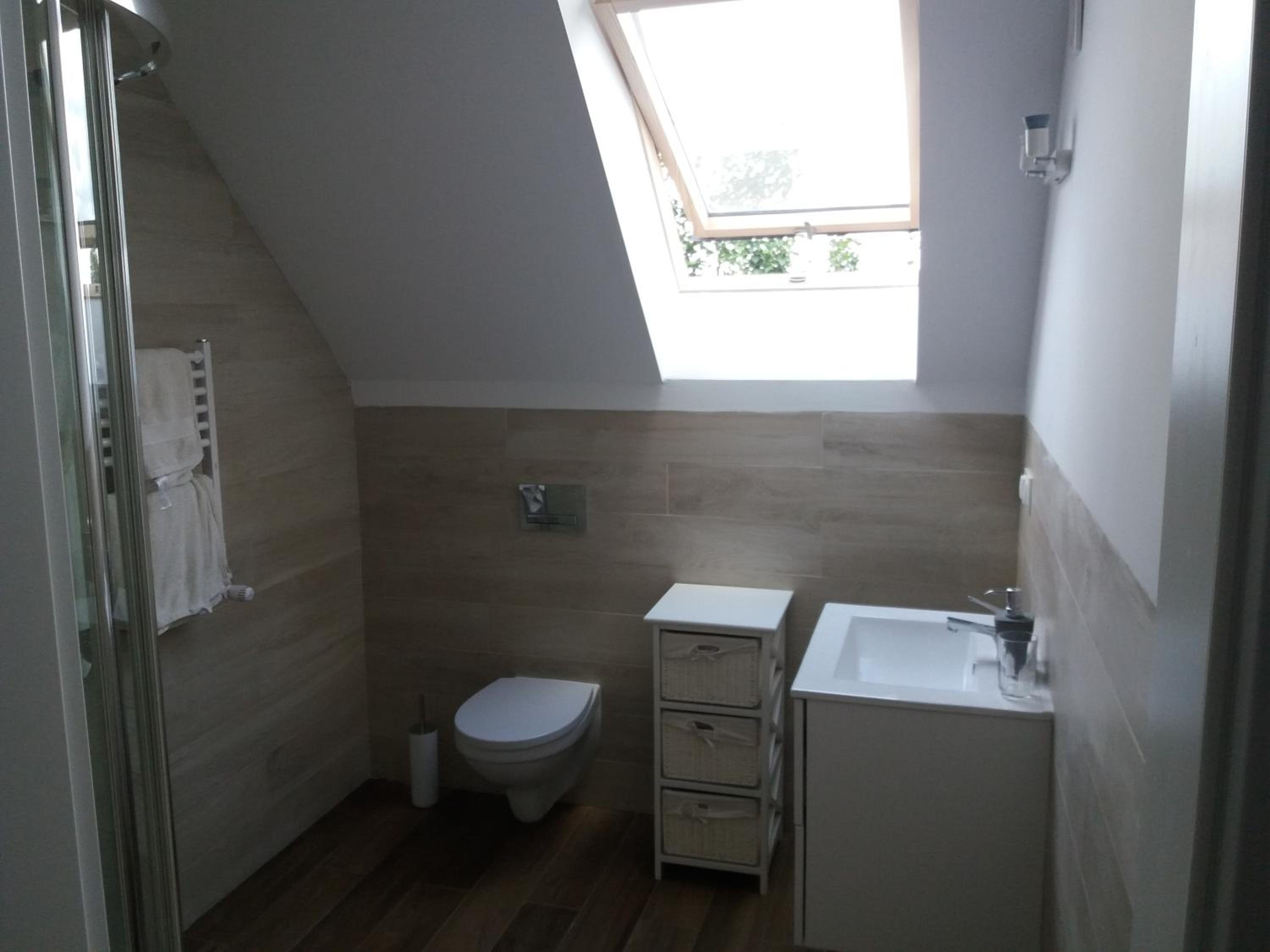 Studio Apartment - Photo 6