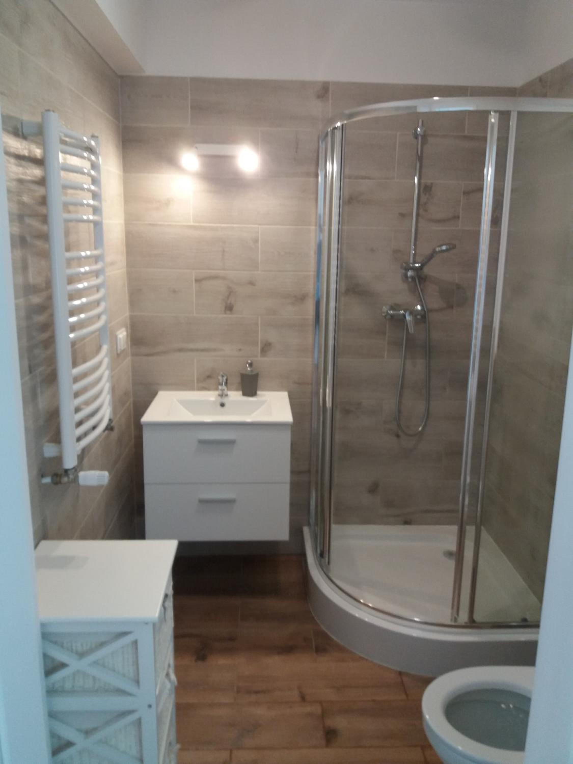 Studio Apartment - Photo 4