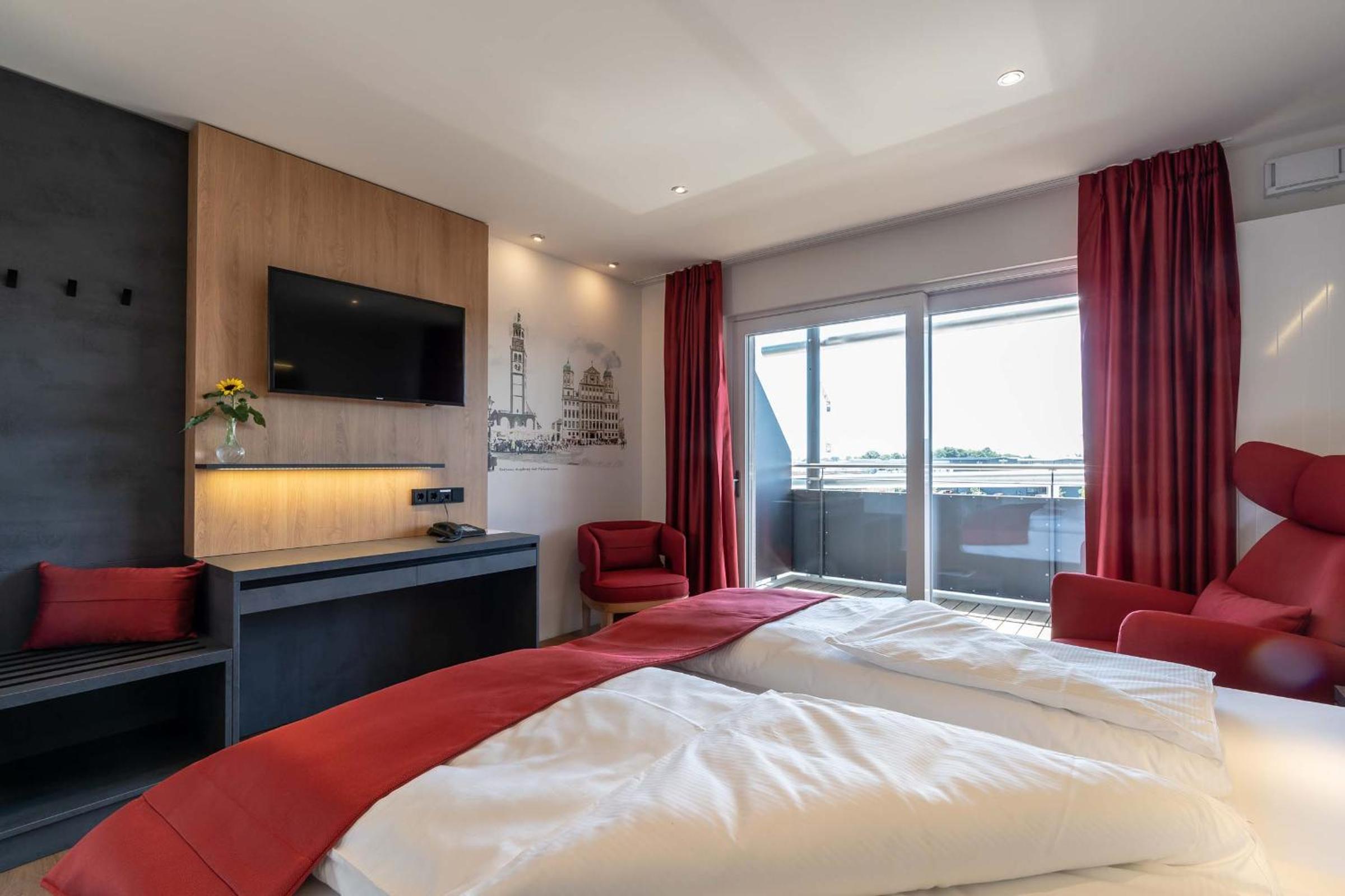 Standard Twin Room - Photo 25