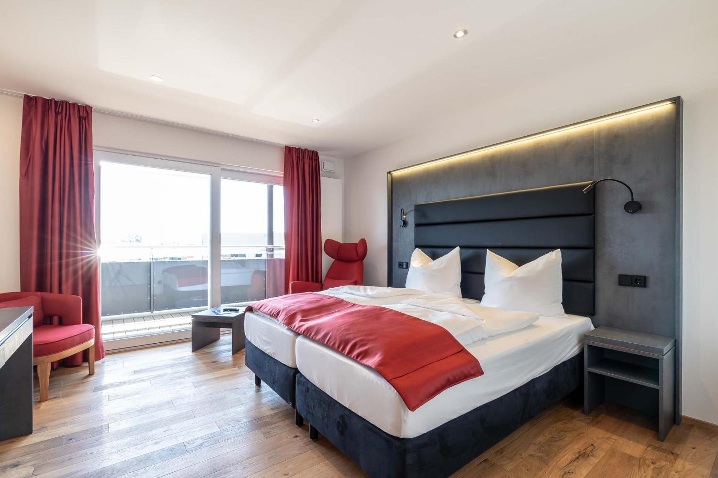 Standard Twin Room - Photo 1