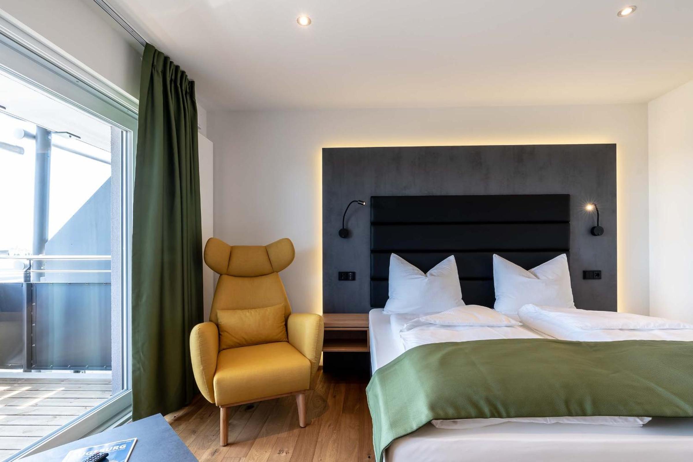 Standard Double Room - Photo 26