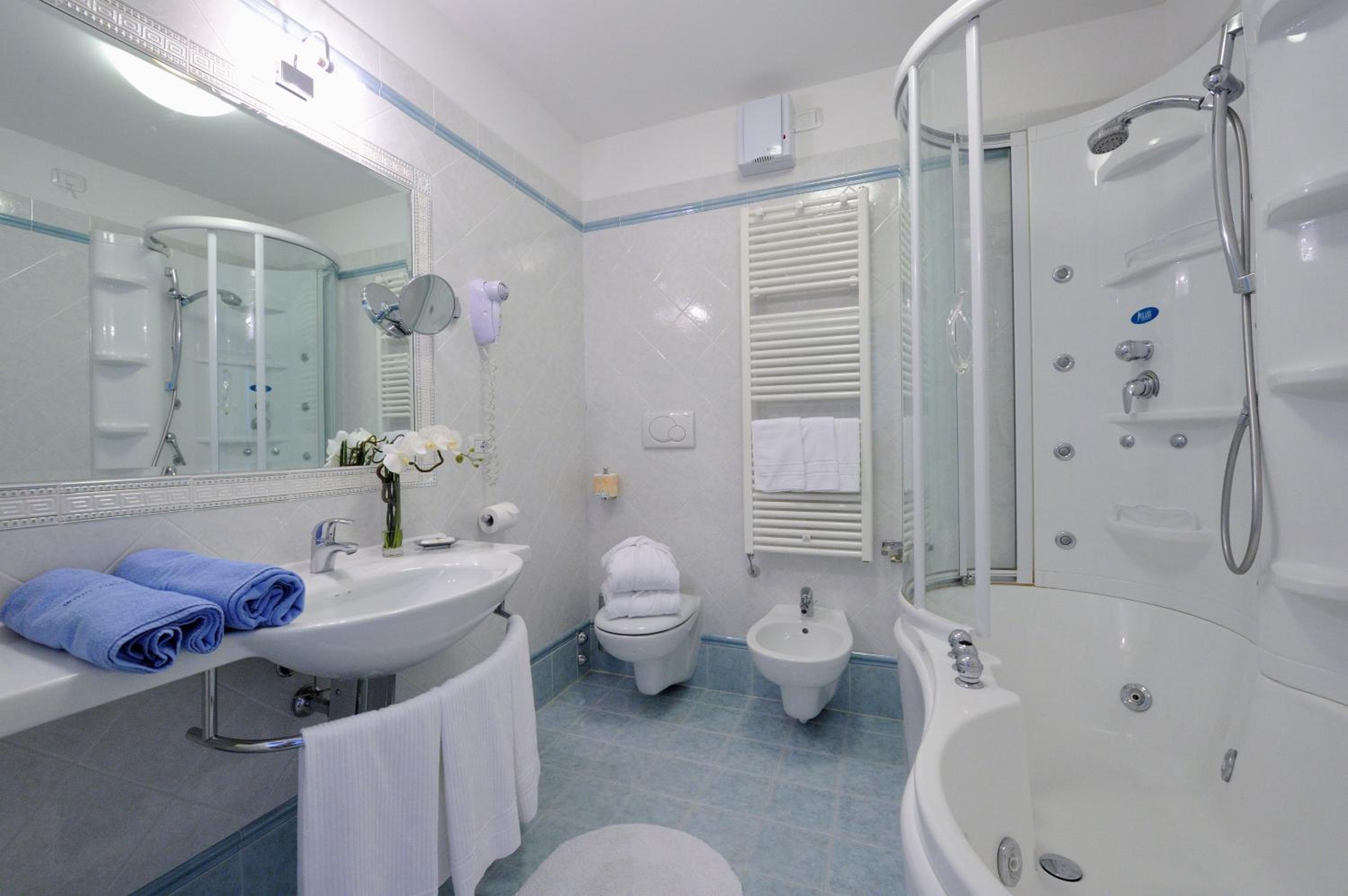 Family Suite photo 3